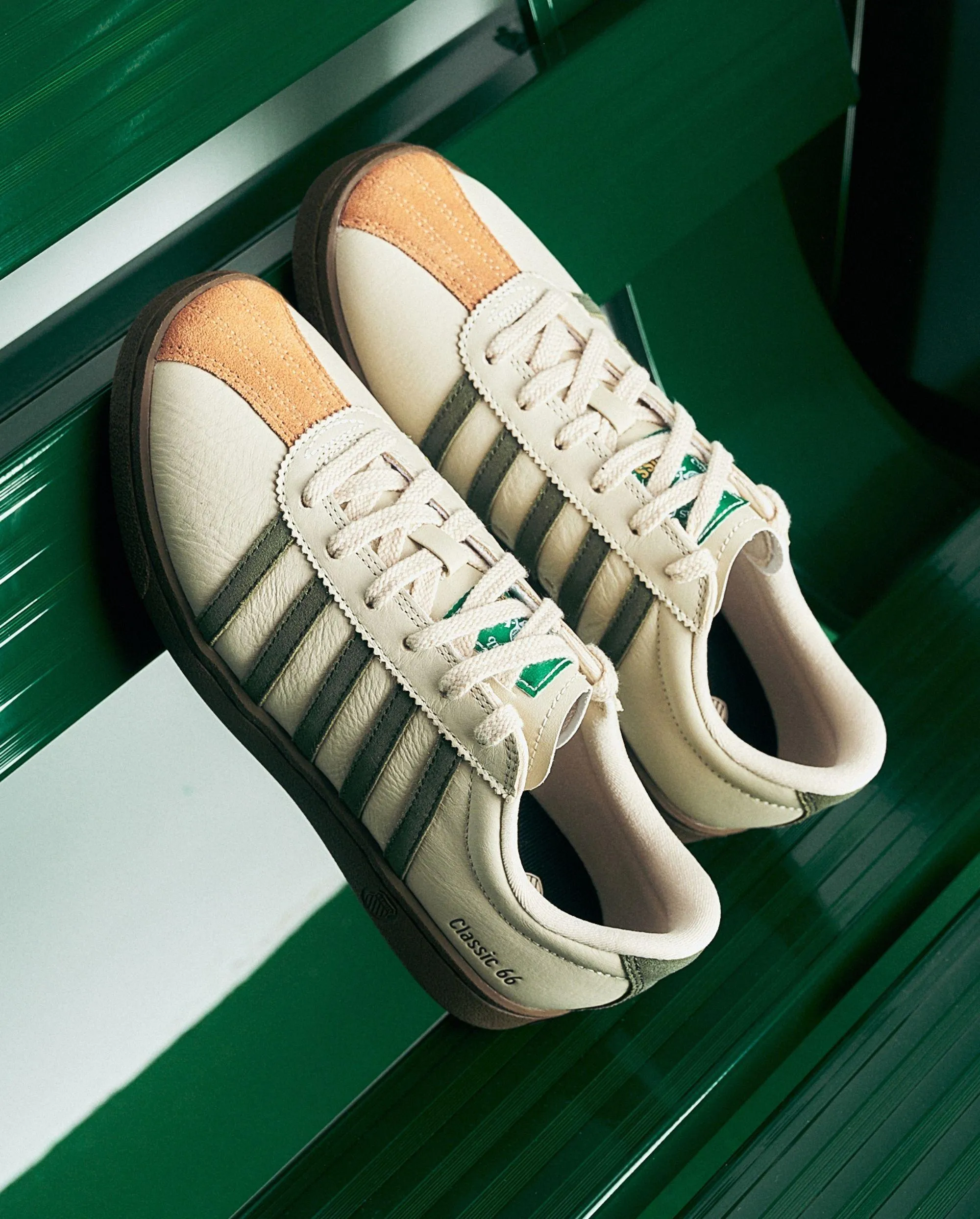 04712-202-M | MEN'S NEW CLASSIC 66 SNEAKERS | OYSTER GREY Fresh stability