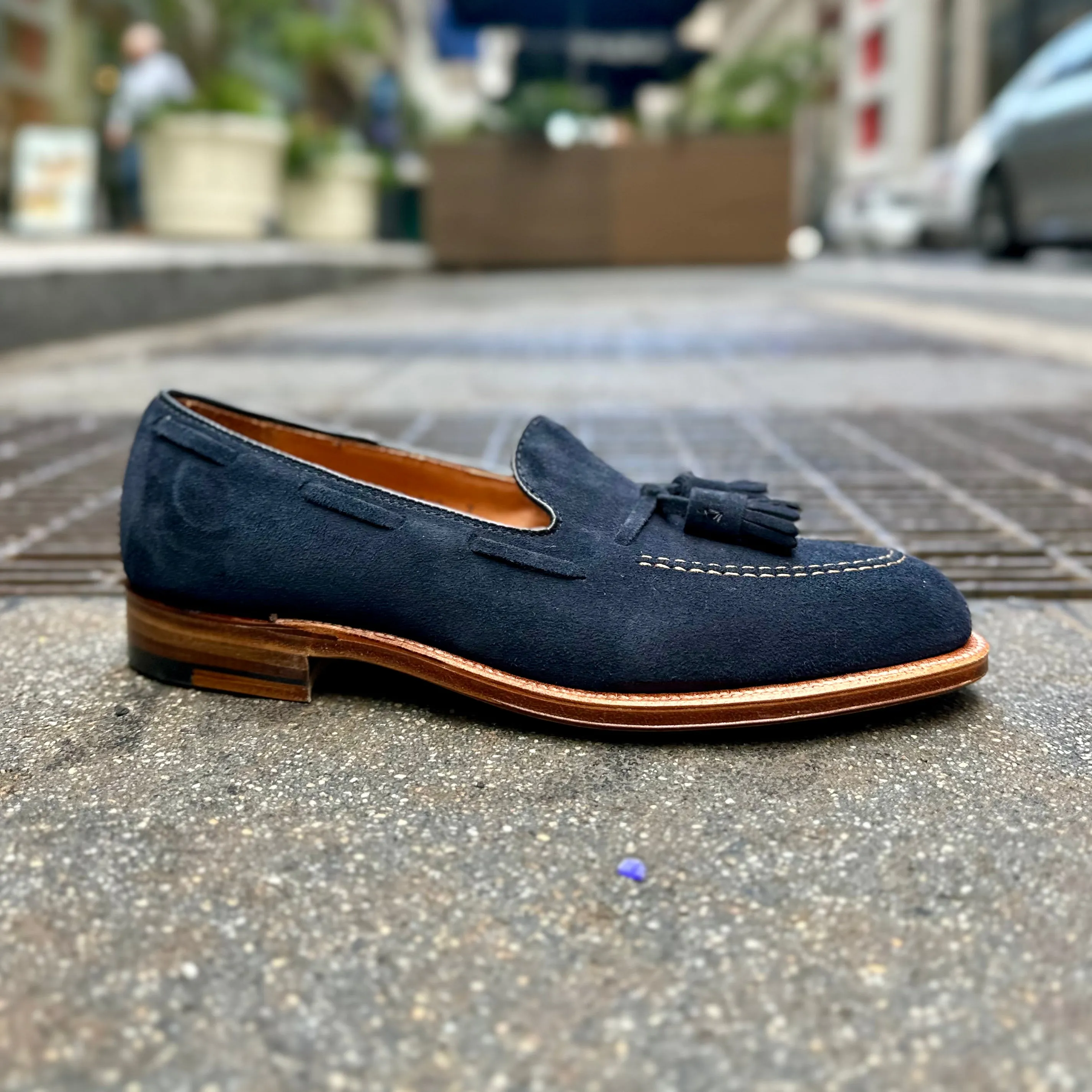 36205 - Tassel Loafer in Navy Blue Suede Classic Flex Comfort
