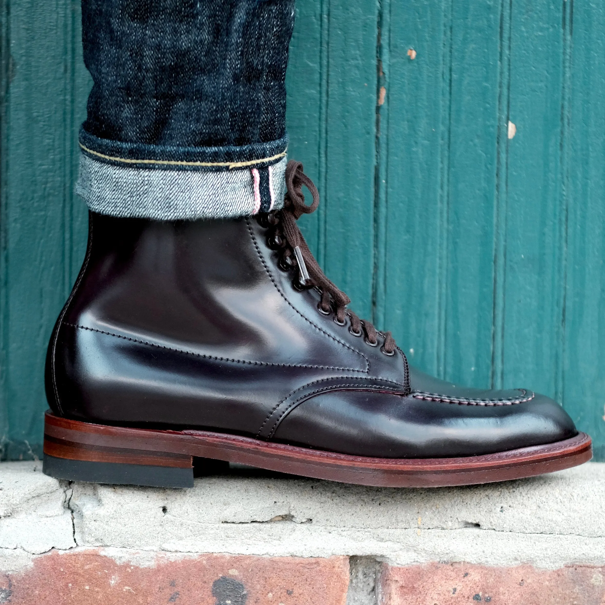 40538H - Indy Boot w Neoork Sole in Color 8 Shell Adventurous Spirit All Day Comfort
