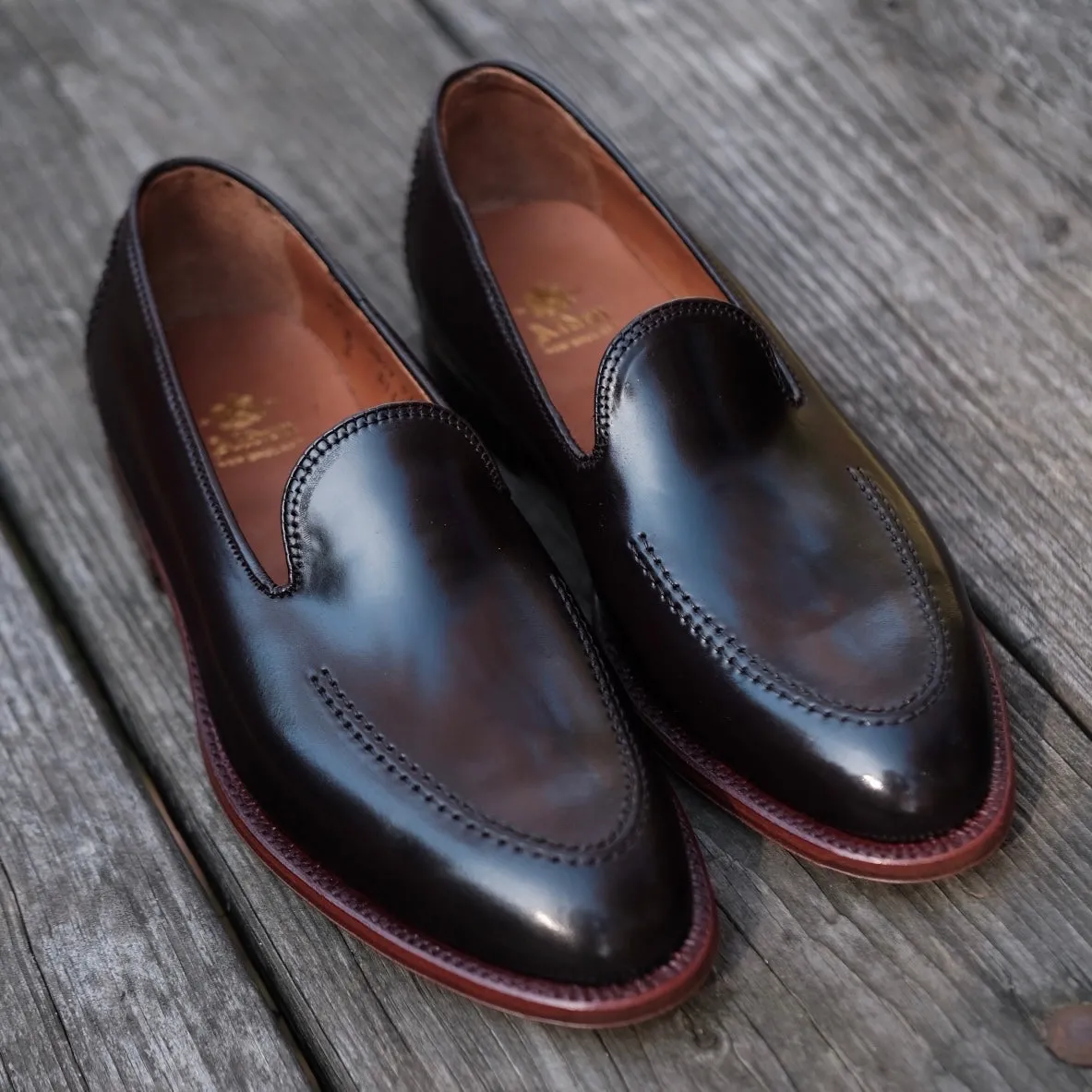 D1118 - Vanderbilt Slip On in Color 8 Shell Clean Lane Nordic Line