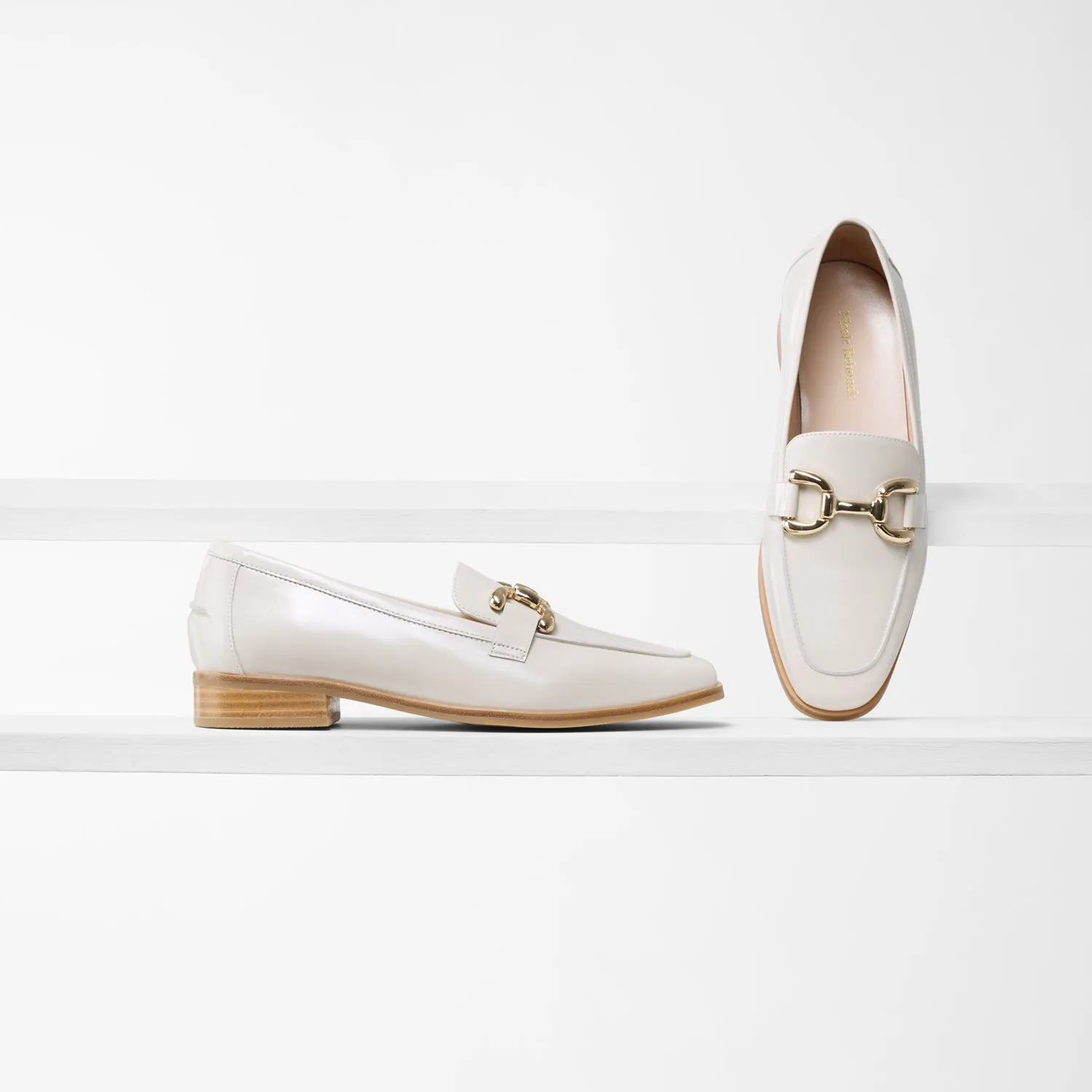 Alisa Loafer | Ivory oiled leather Soft Edge Walk