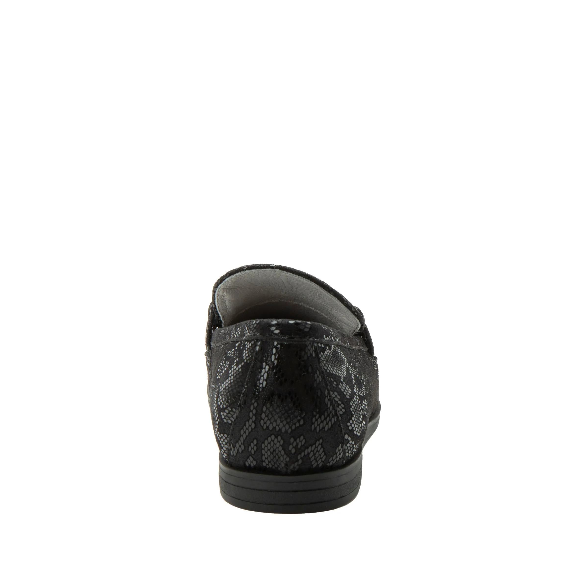 Aliya Upscale Luxe Edge