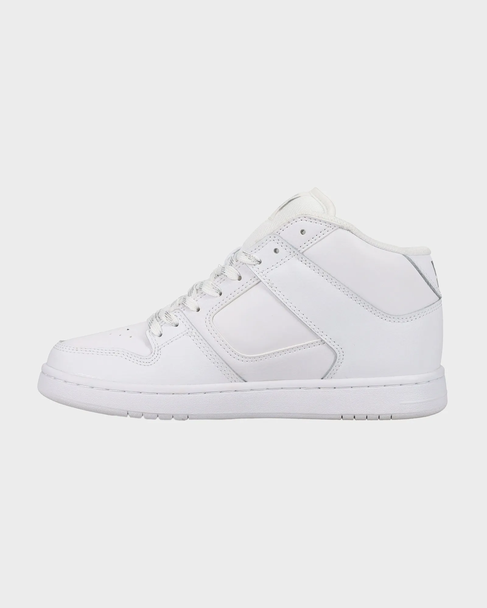 All-around silhouette Womens Manteca 4 Sneakers