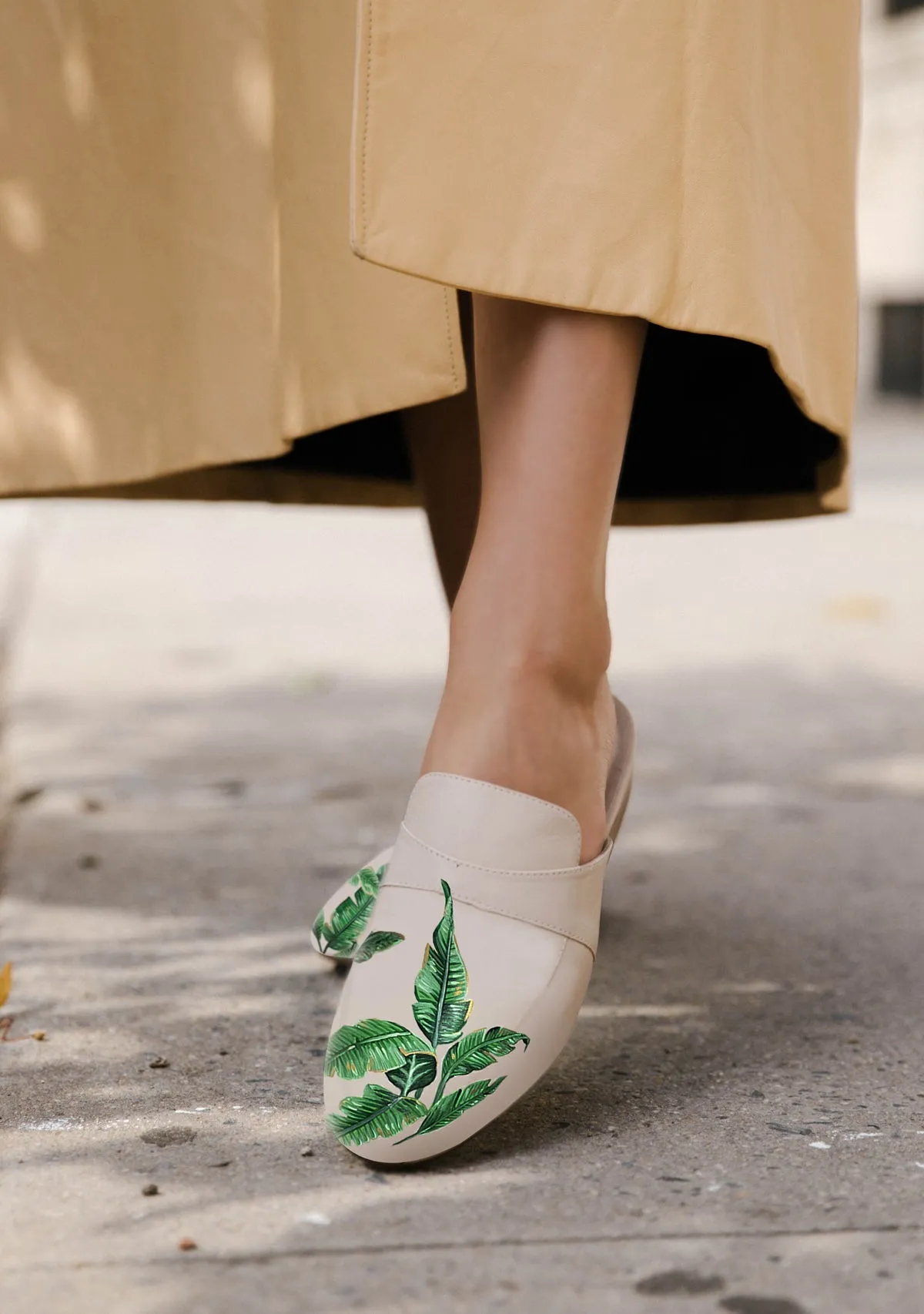 Beige Mule Custom Design Flexible Strap Design