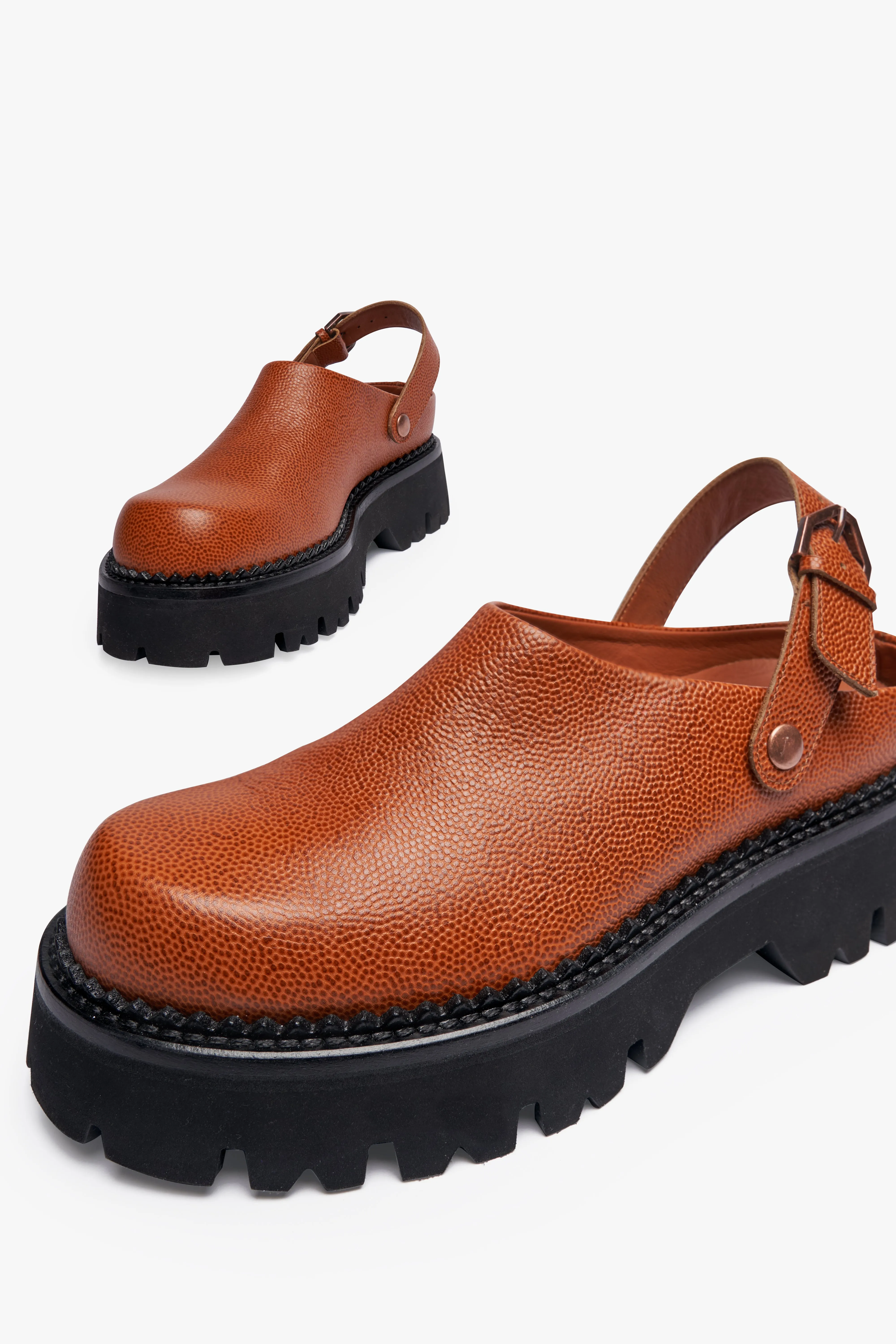 Berry Basket Cognac [woman] Non-Slip Footpad Foam