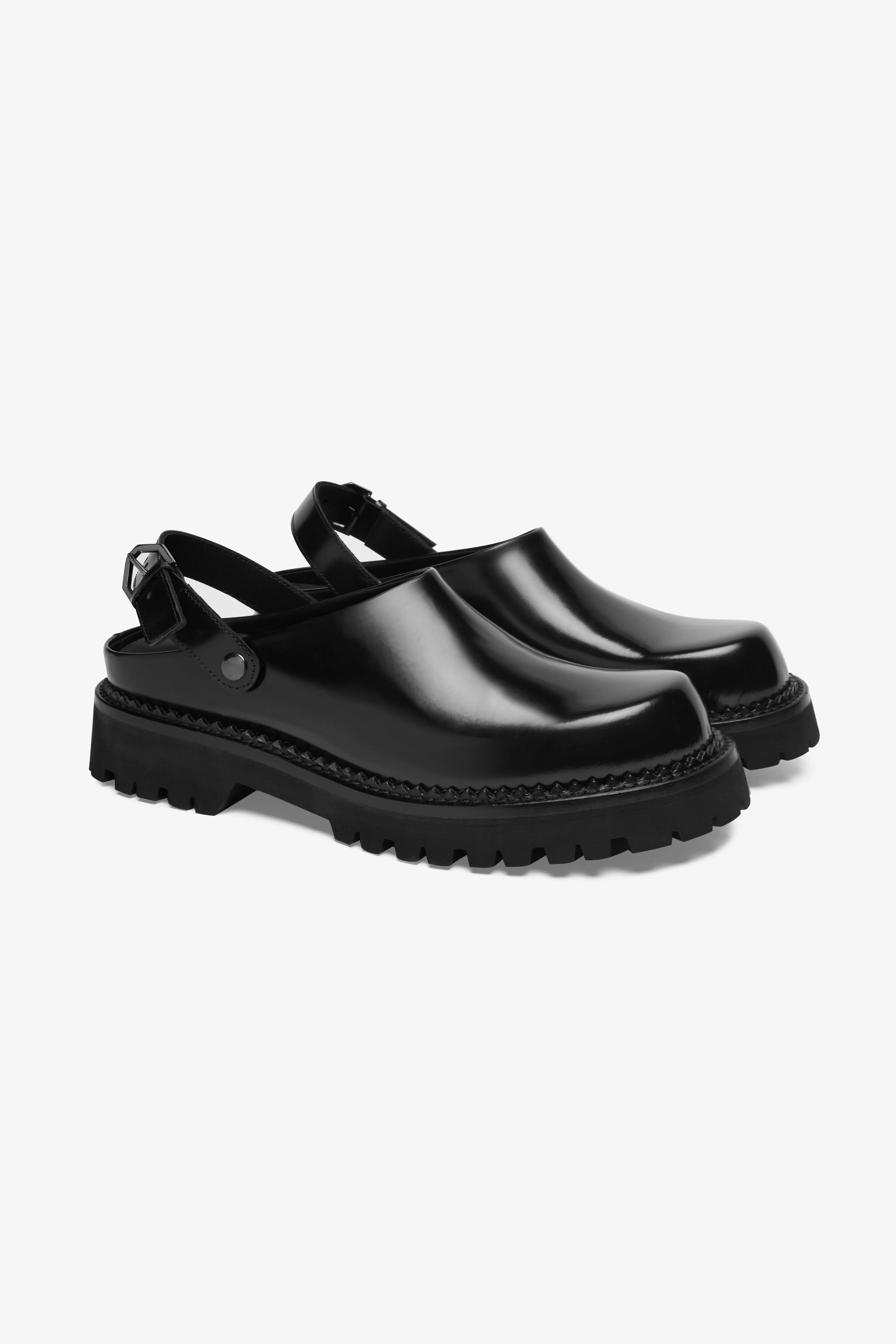 Berry Black Brush Off [man] Active Fit