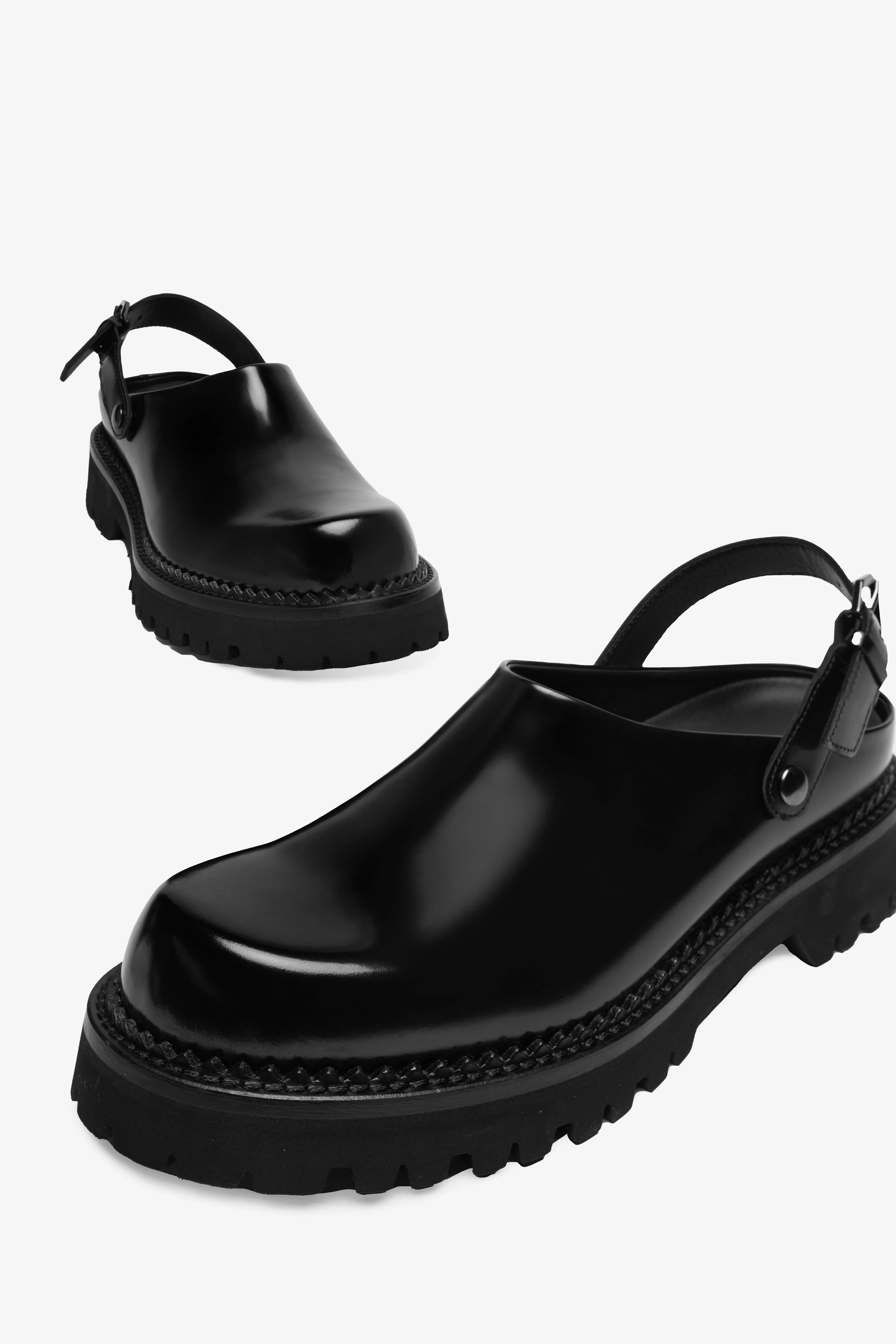 Berry Black Brush Off [man] Active Fit