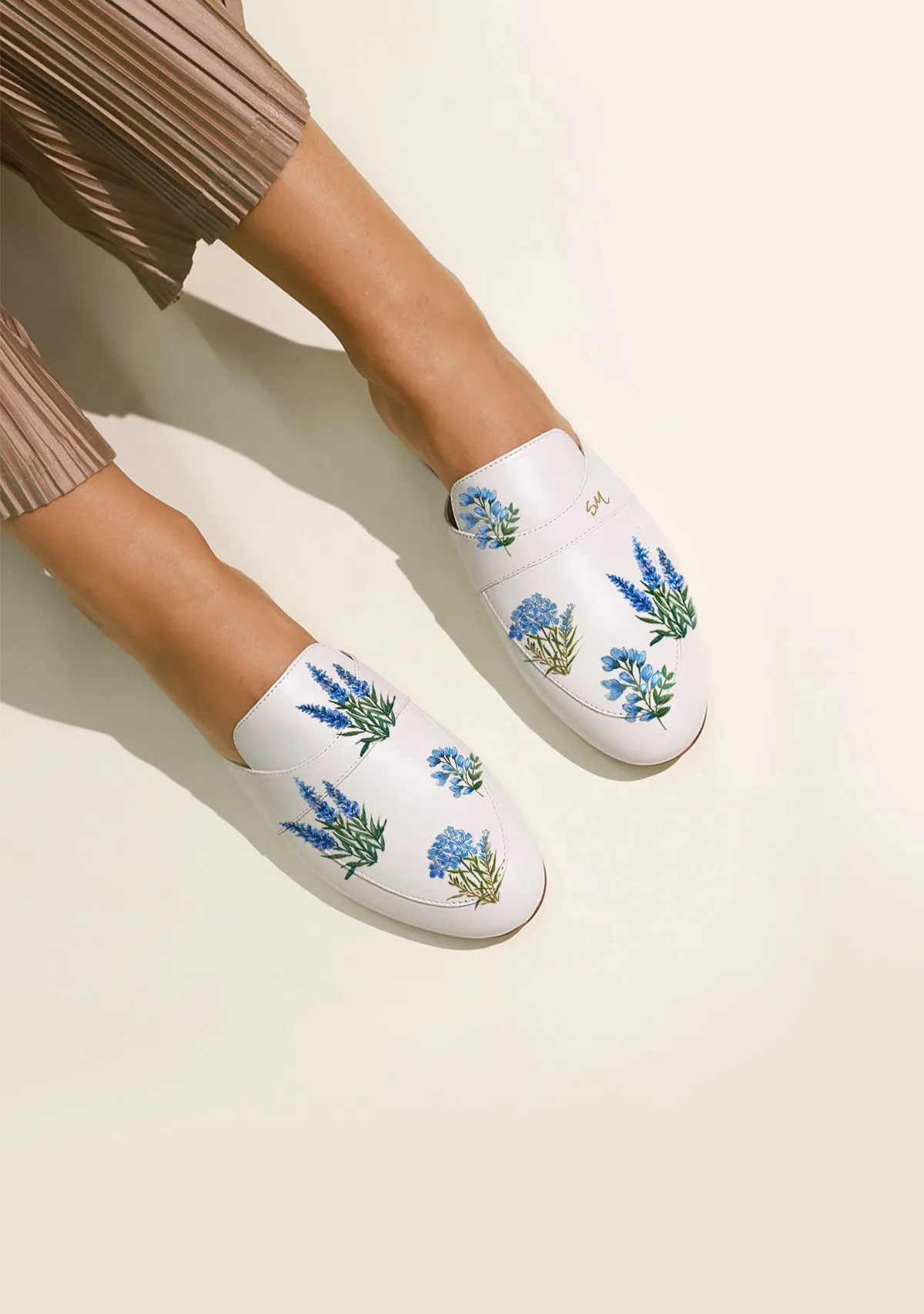 Blue Flowers White Mule Non-Slip Grip Foam