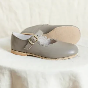 Teen - sized shoes Winter kids' wear Scalloped Mary Jane - Graphite