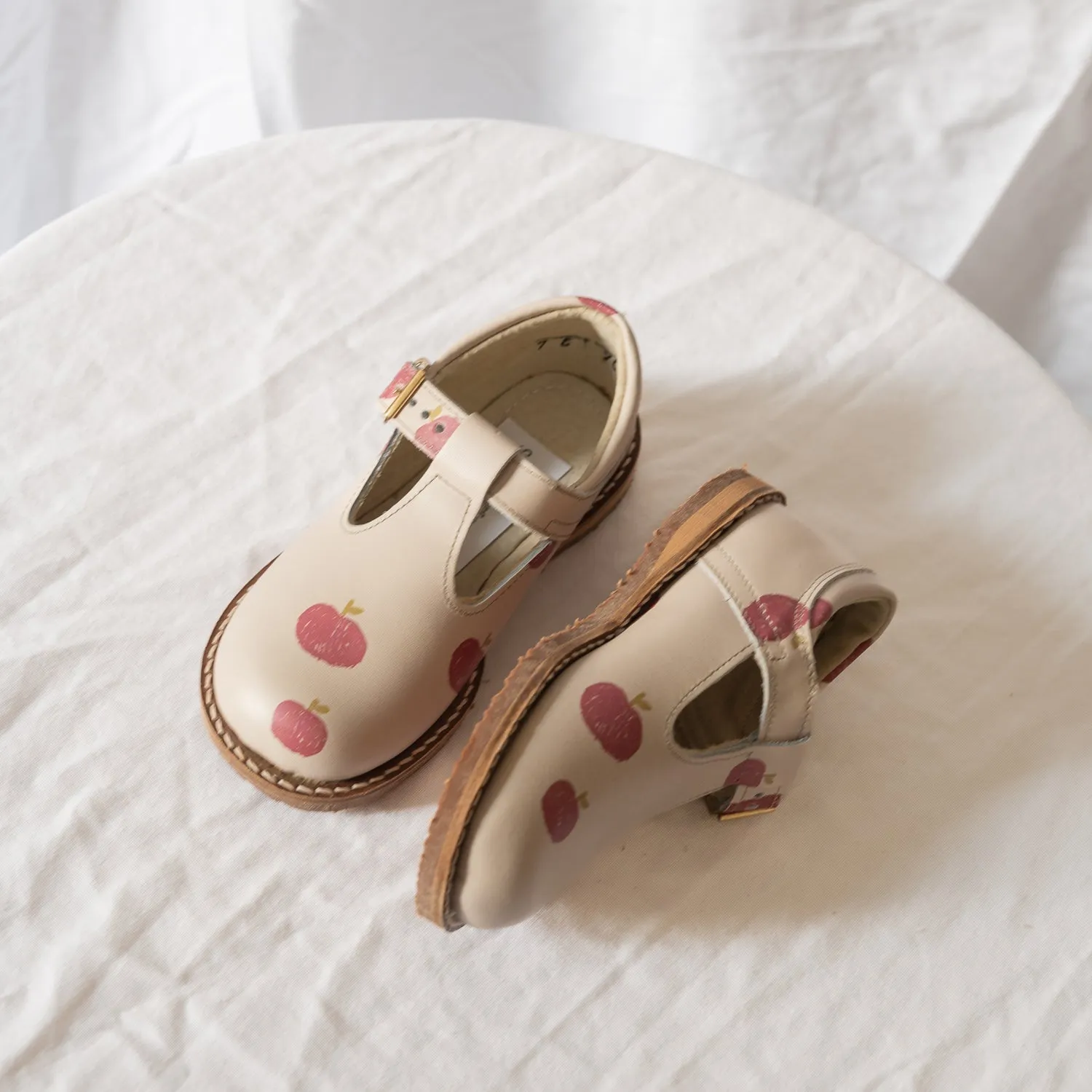 Button Kids Flora T-Strap - Apple