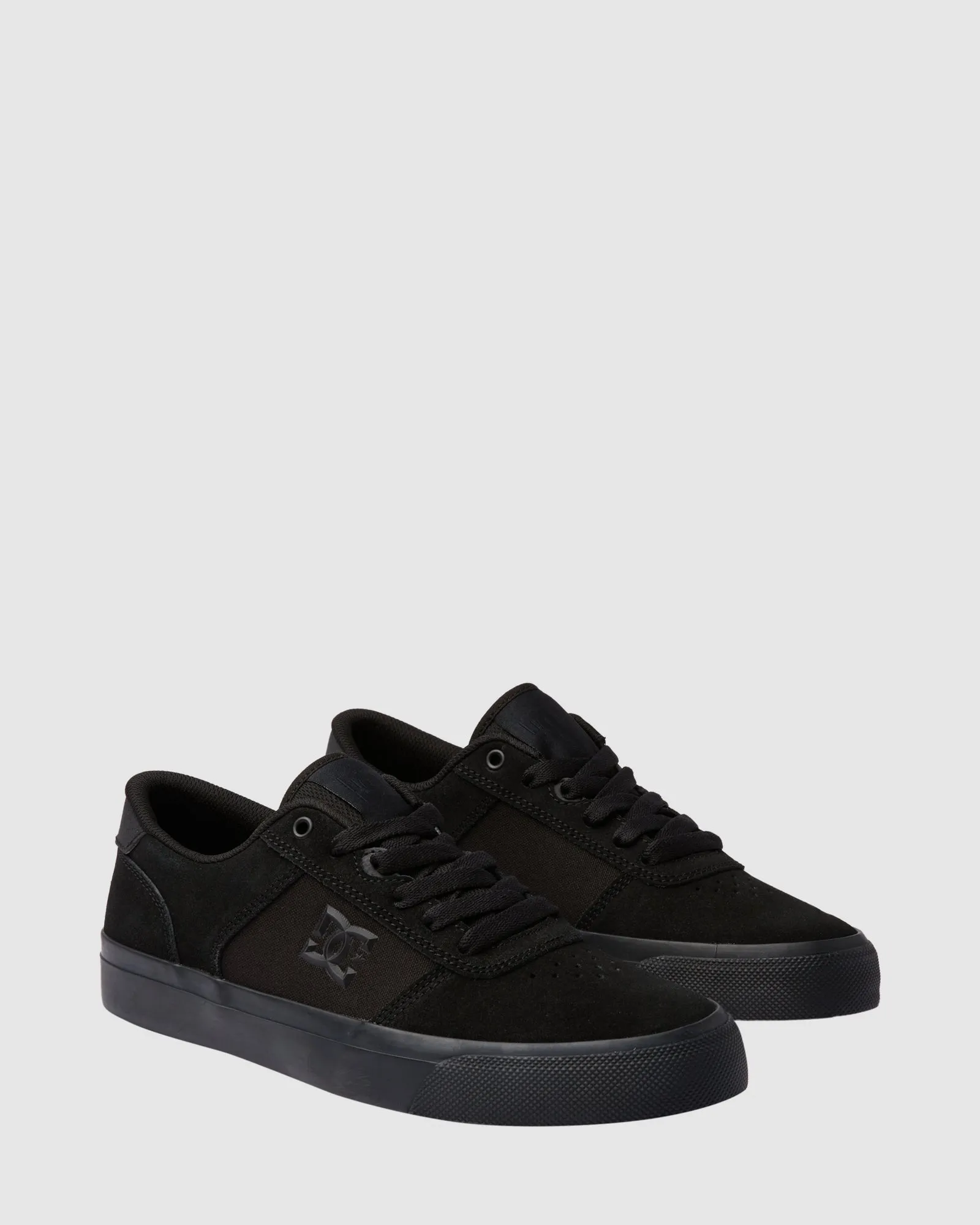 Comfort Edge Mens Teknic Skate Shoes