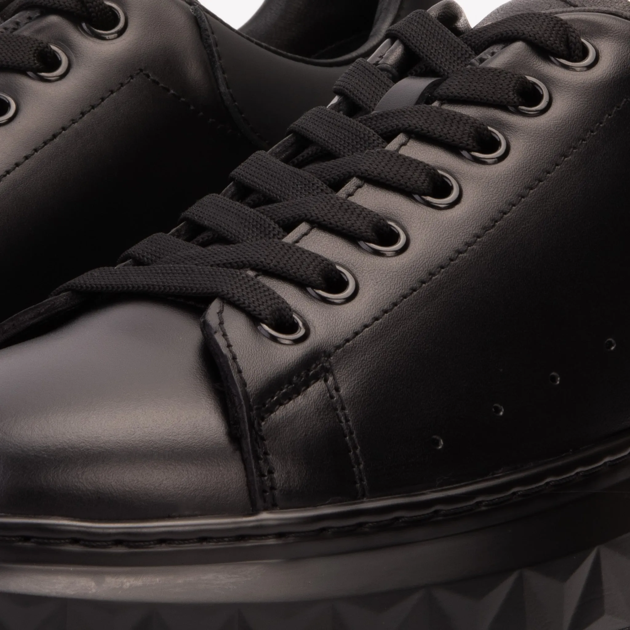 Comfort footbed The Linq   Black Leather Men Sneaker