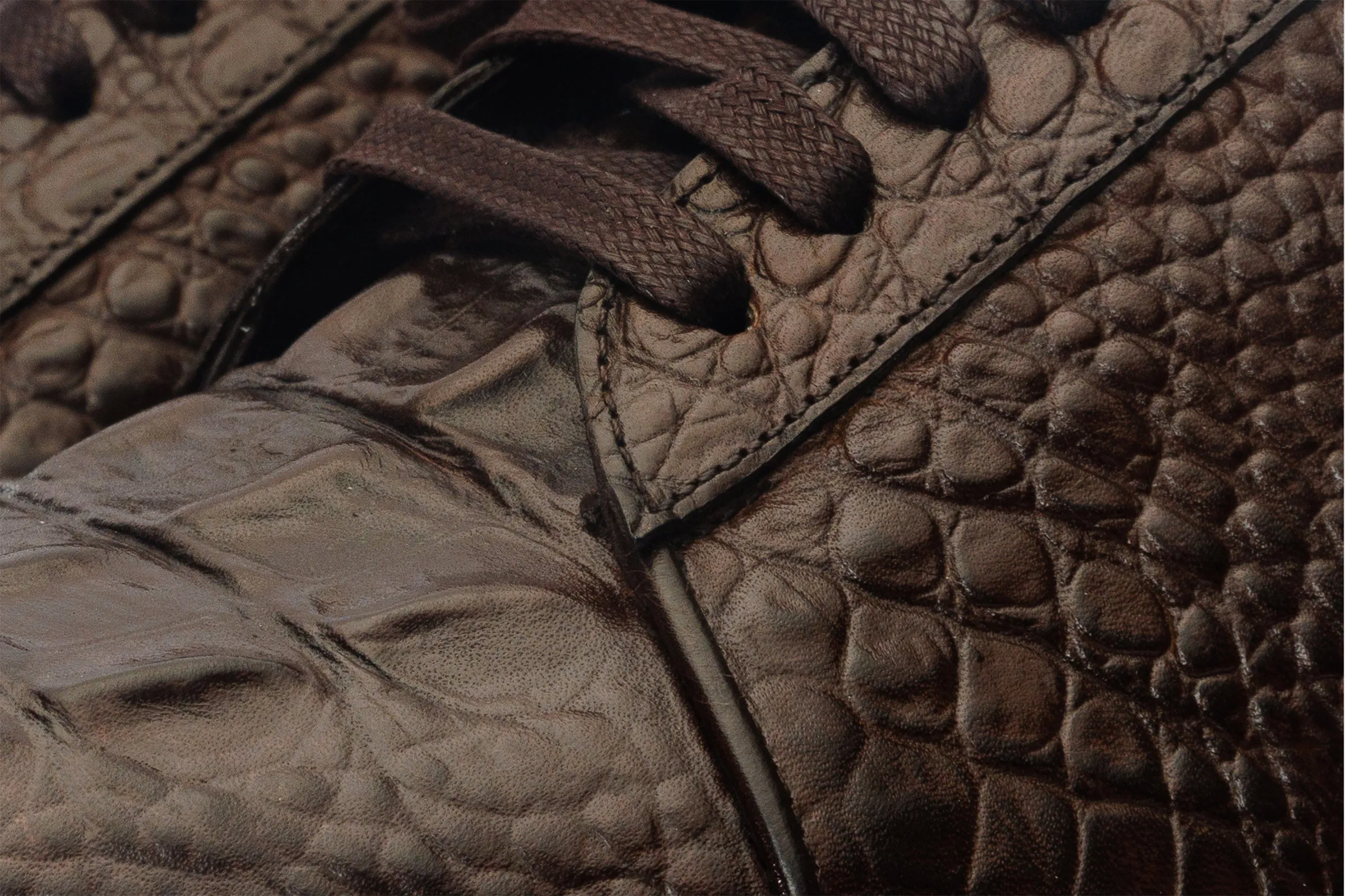 Comfort Strap The Bomba Brown Crocodile Leather Men Sneaker