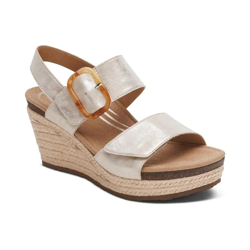 Comfortable Casuals AETREX ASHLEY - CHAMPAGNE