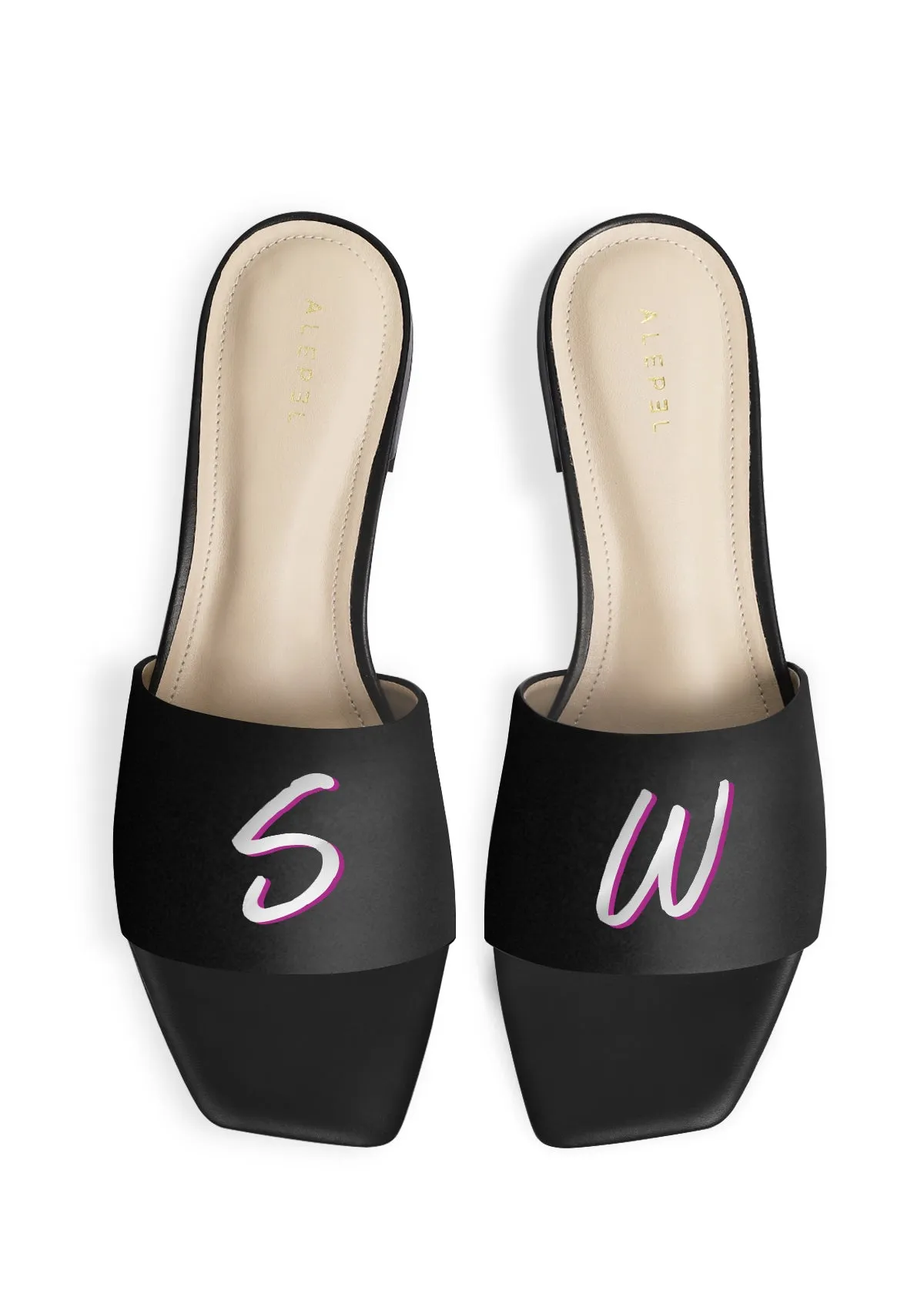 Monogram Black Square Dry Base Virtual Step