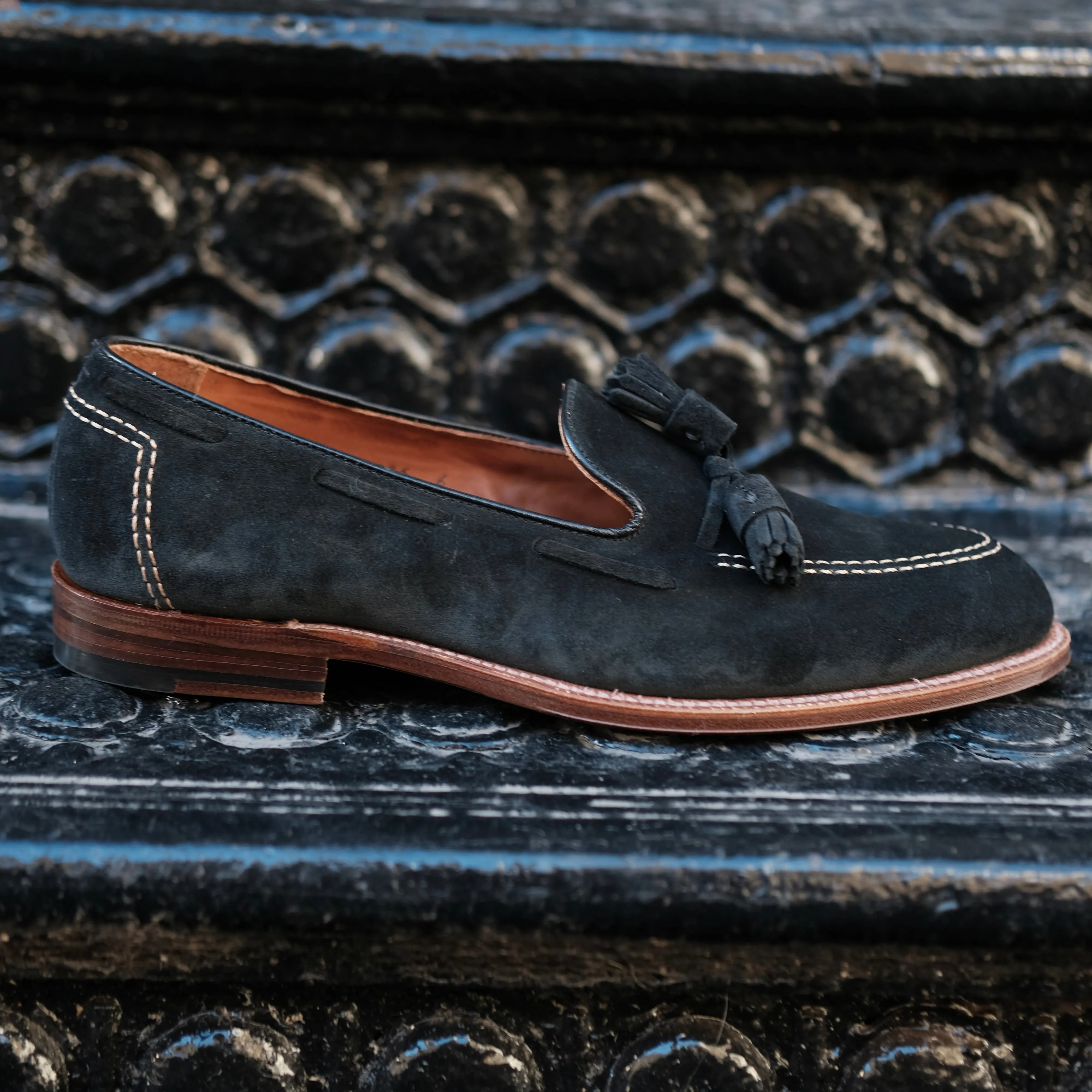 D0106 - Black Suede Tassel Loafer Easy Wear