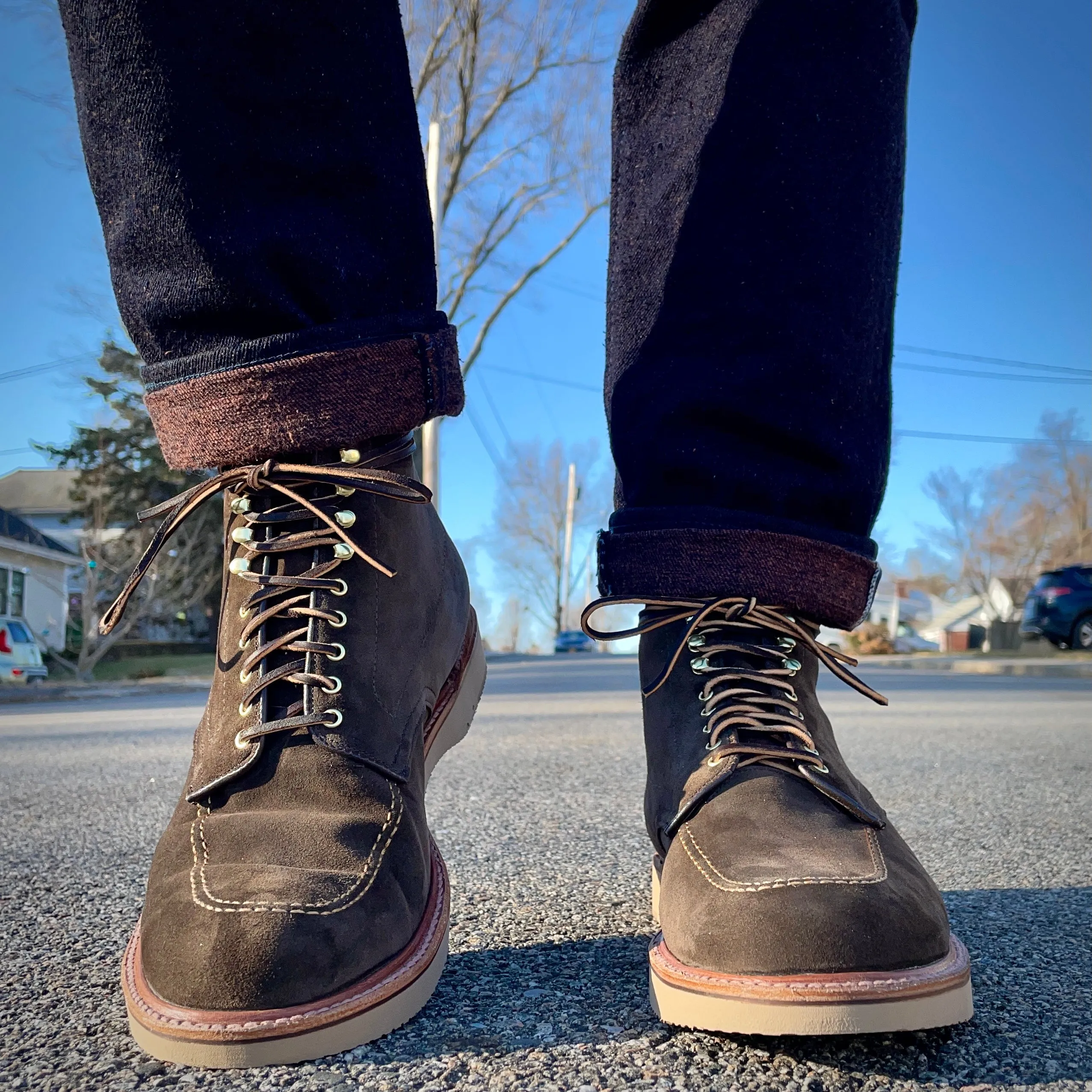 D0938H - Duncan Indy Boot in Loden Suede Chill Proof