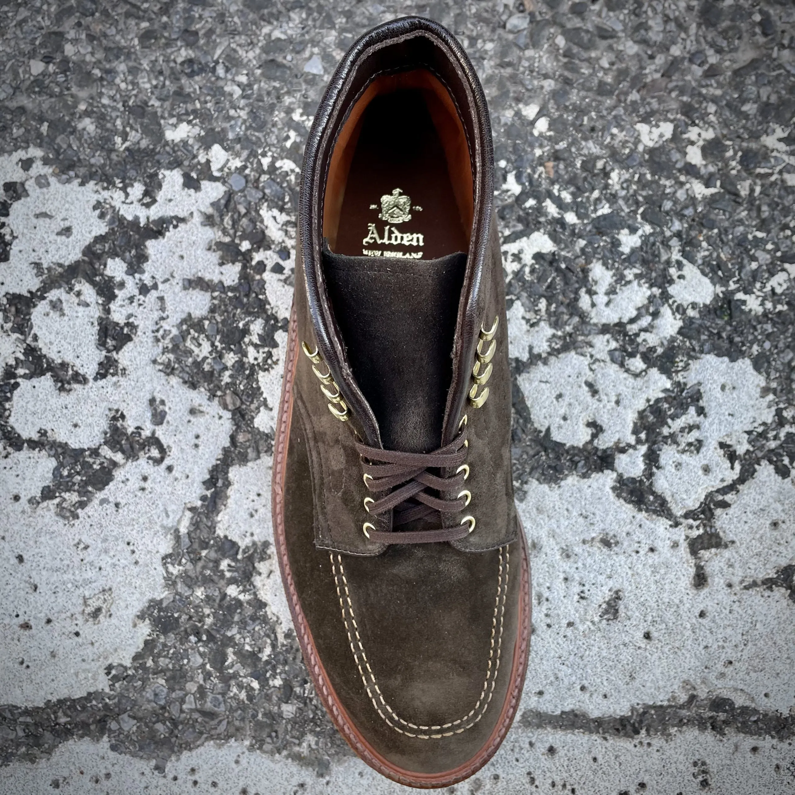 D0938H - Duncan Indy Boot in Loden Suede Chill Proof