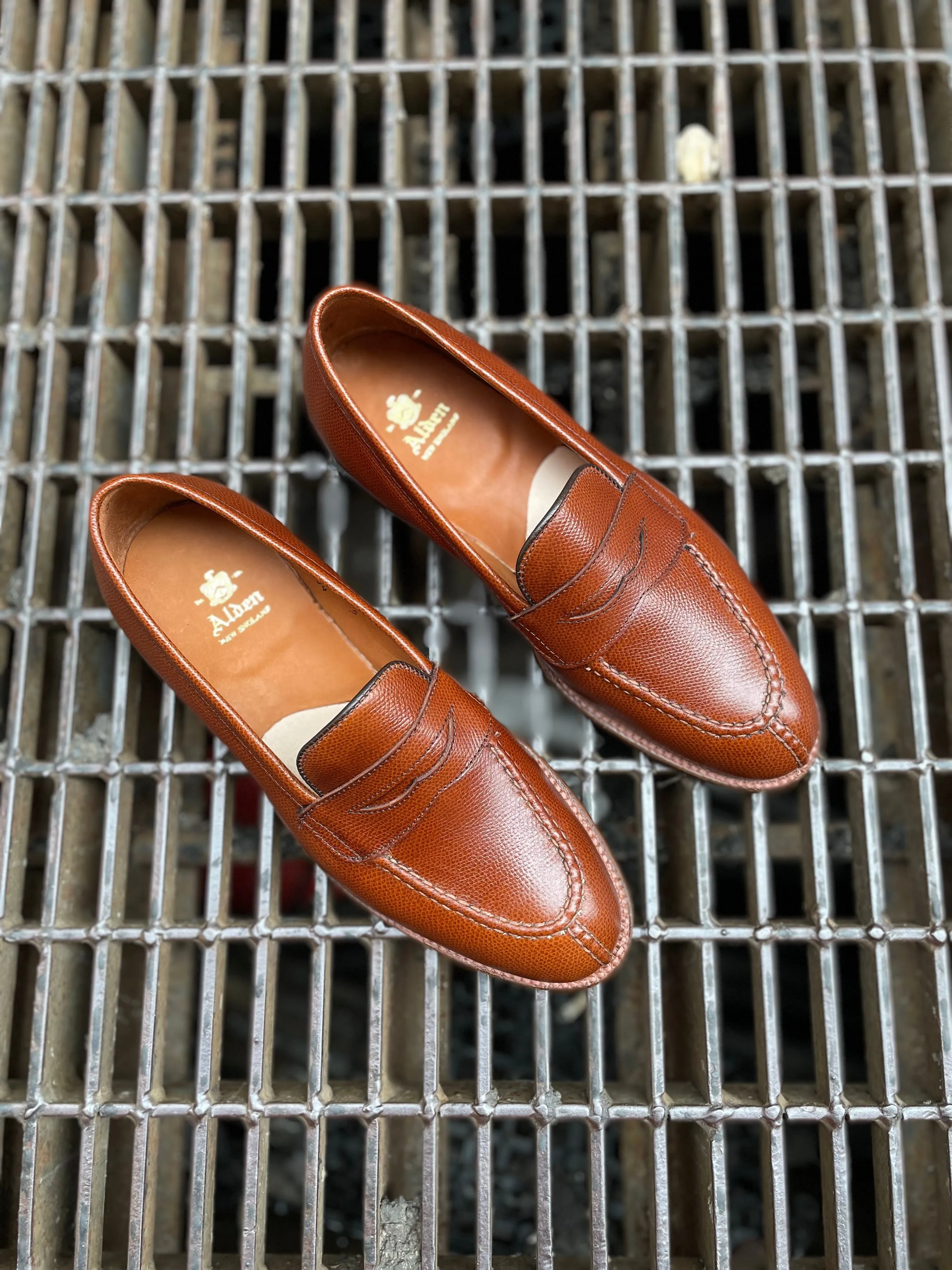 D1204 - Alpine Grain NST Loafer Perfect Fit