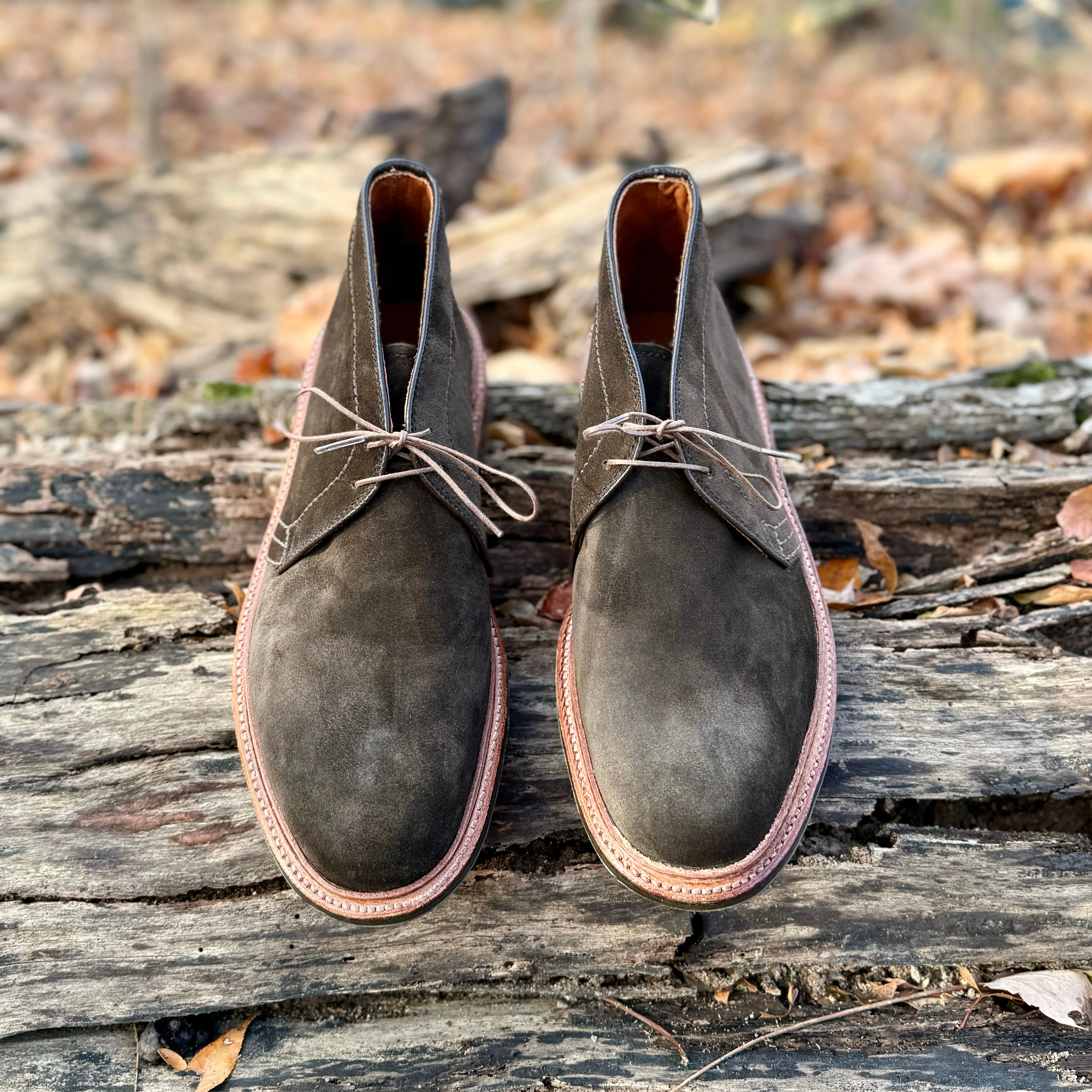 D1712L - Chukka Boot with L3 Sole in Loden Suede Ultra Flex