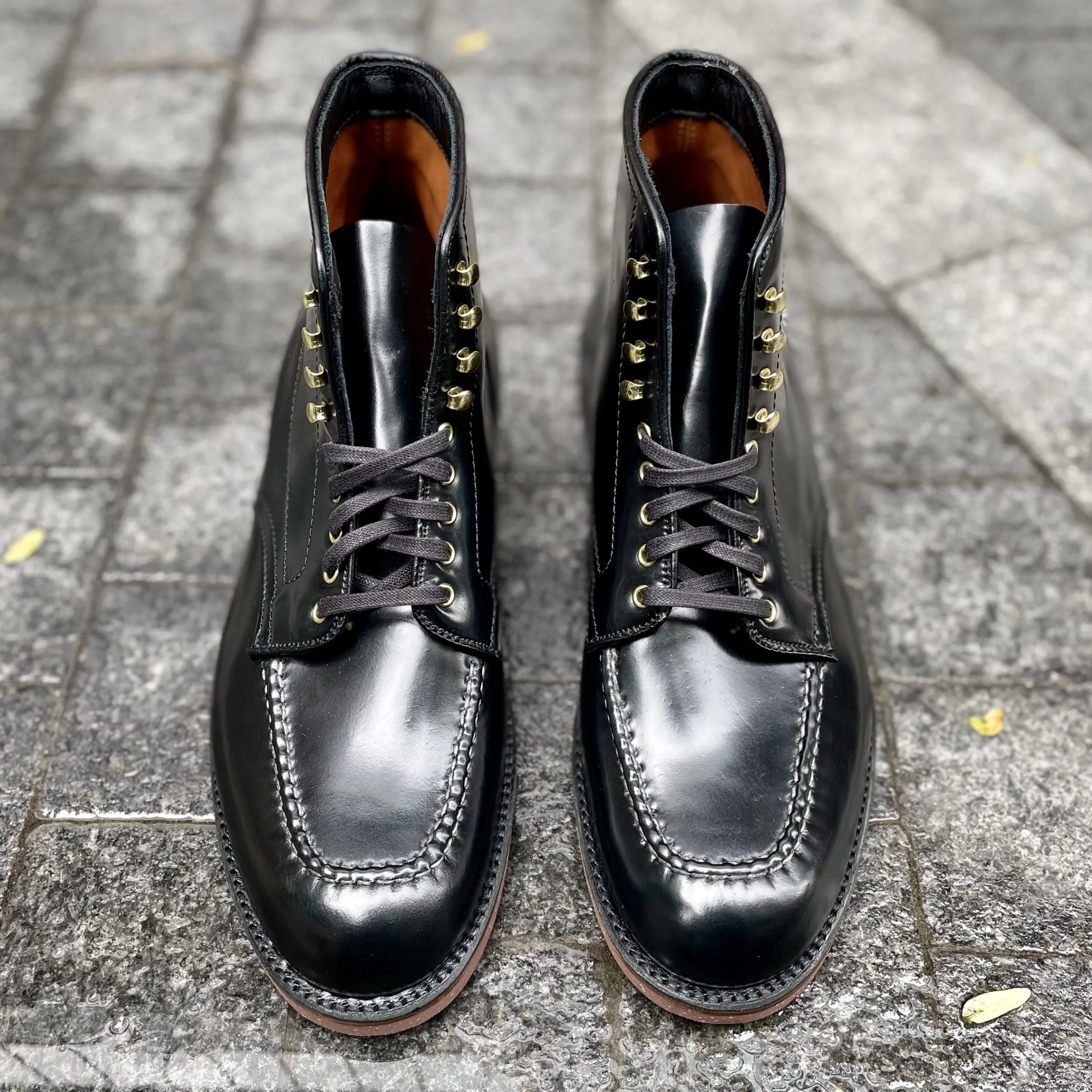 D1908H - Copake Indy Boot in Black Shell Stiff Support