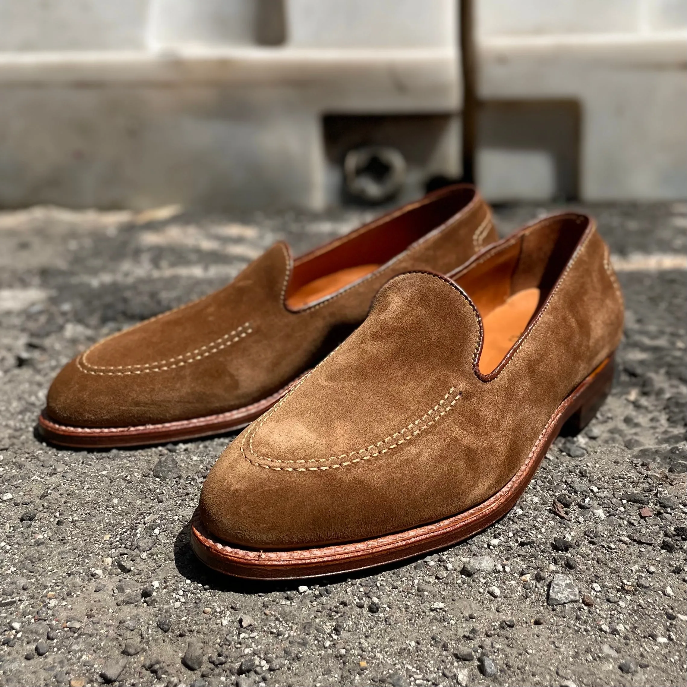 D2101 - Vanderbilt Slip On in Snuff Suede All-Day Fit