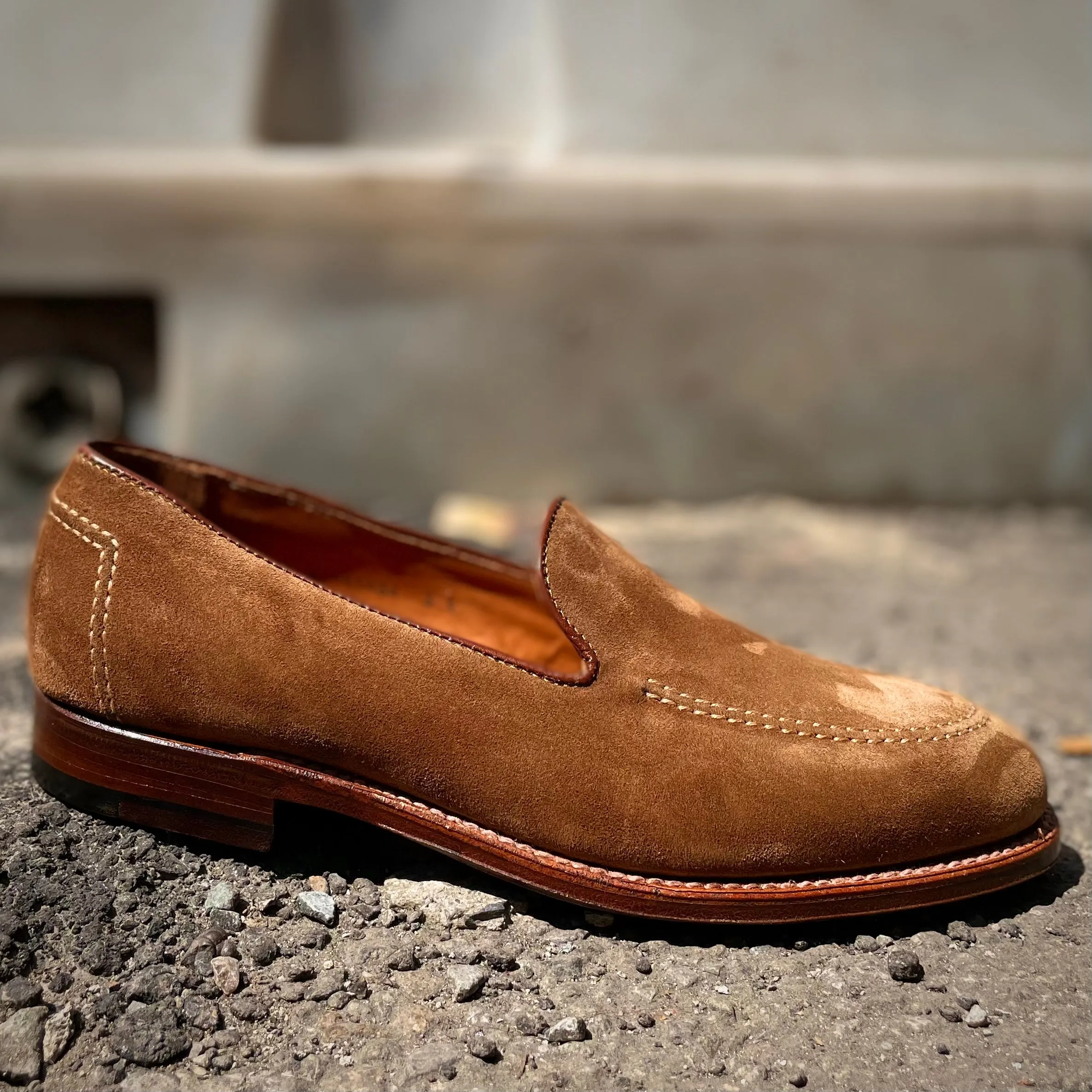 D2101 - Vanderbilt Slip On in Snuff Suede All-Day Fit