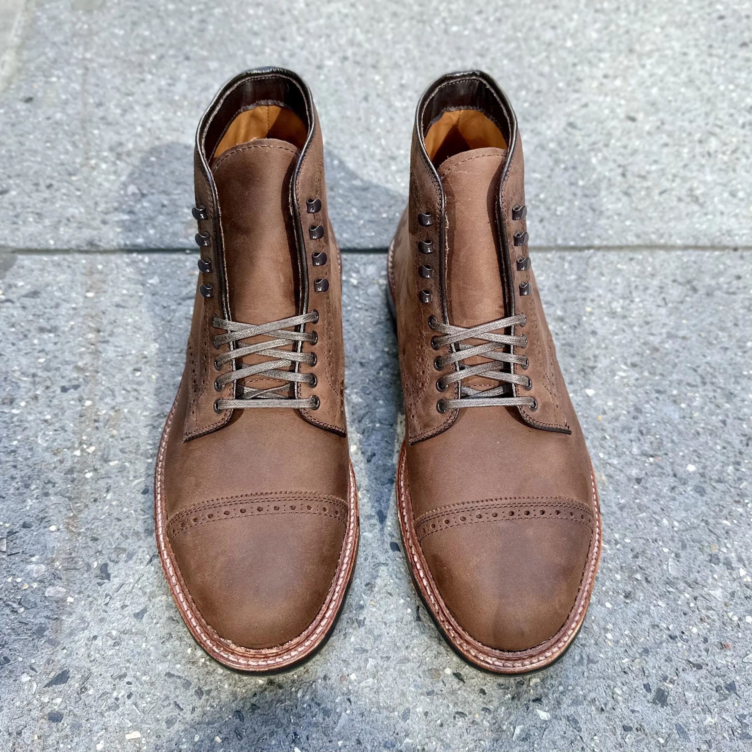 D2817HC - Straight Tip "Shaking" Boot in Tobacco Smooth Chamois Endurance Pro