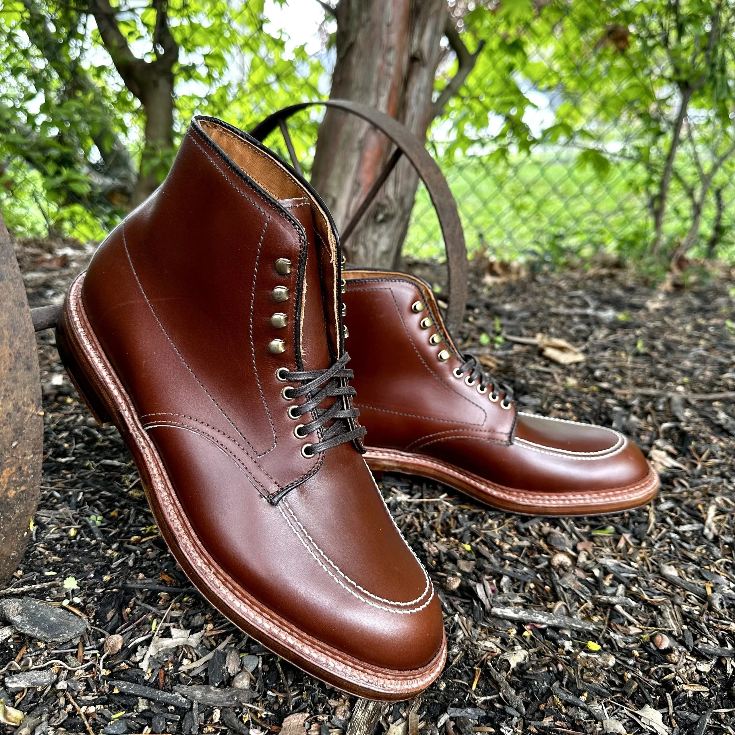 D2940H - Madison Indy Boot in Madison Brown Calf Mud Friendly