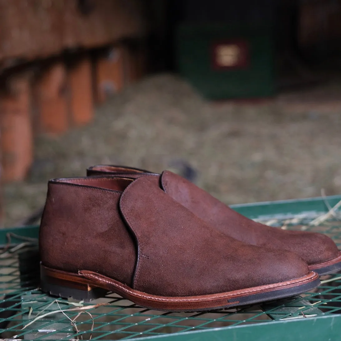 D8704C - Folsom Slip On Chukka in Tobbacco Reverse Chamois Quick On