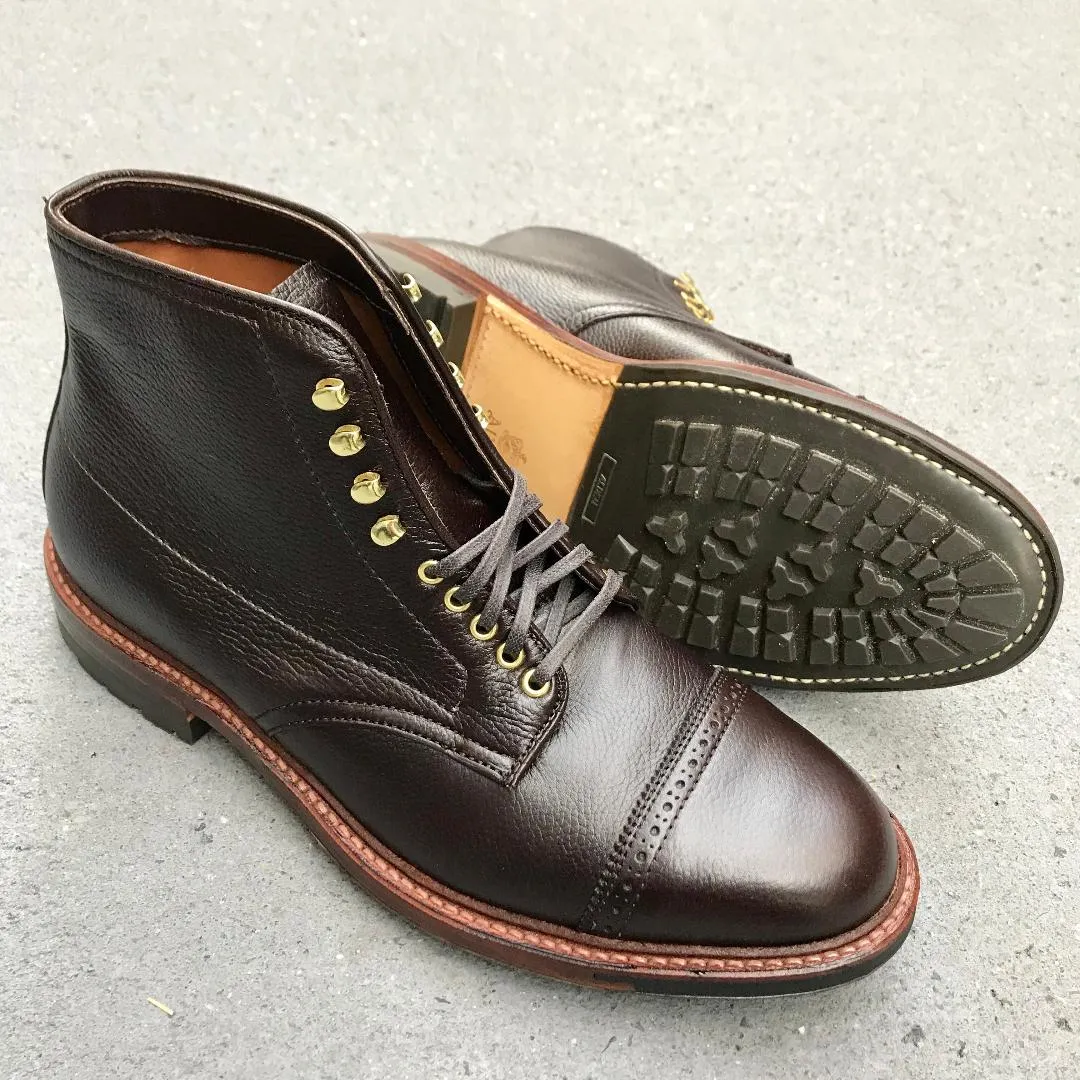 D9819HC - Jumper Boot in Regina Brown Grain Adjustable Strap