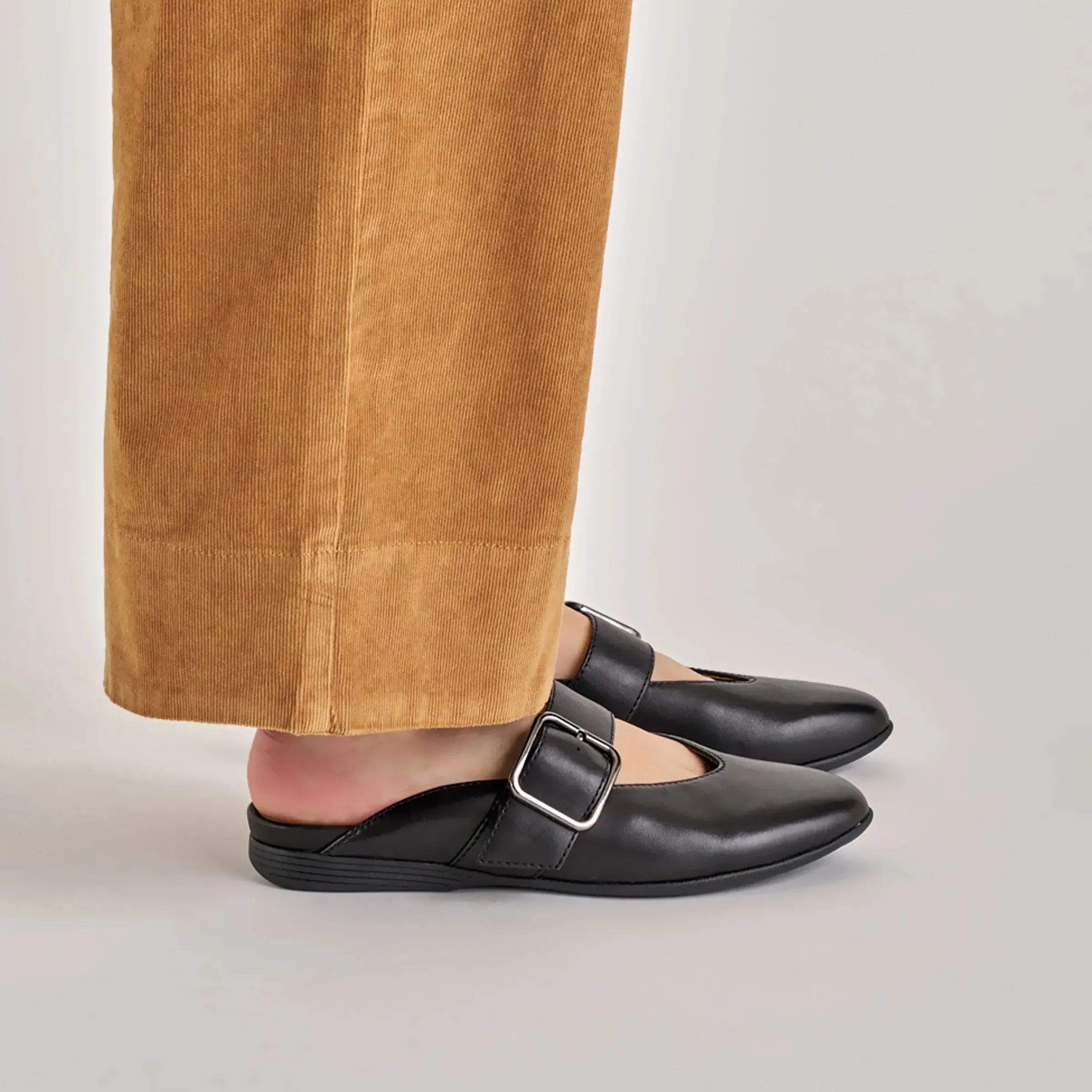 DANSKO LOTUS - BLACK Max Grip