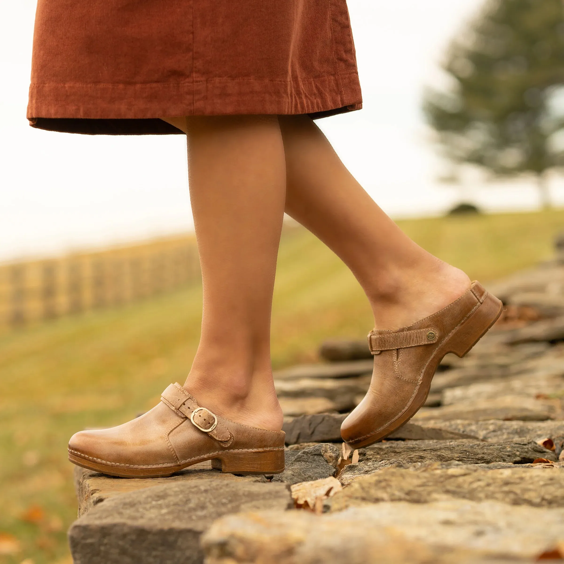 DANSKO MILLIE - TAN Flex support