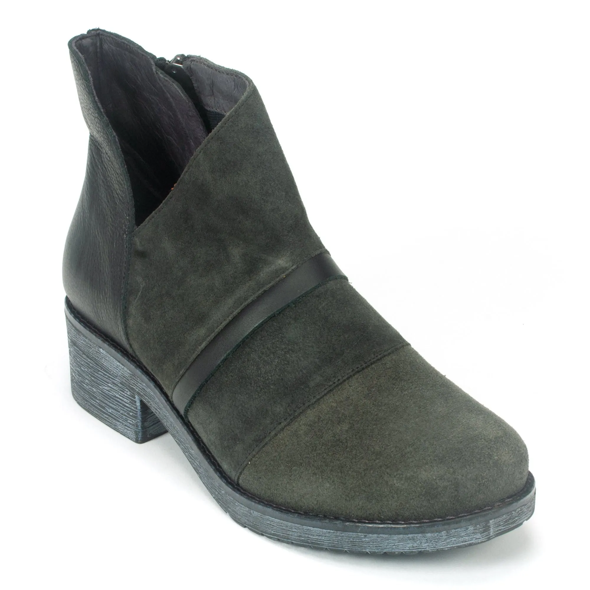 Naot Emerald Bootie (17621) Womens Shoes Oily Midnight Suede/Soft Black Lthr/Jet Black Lthr