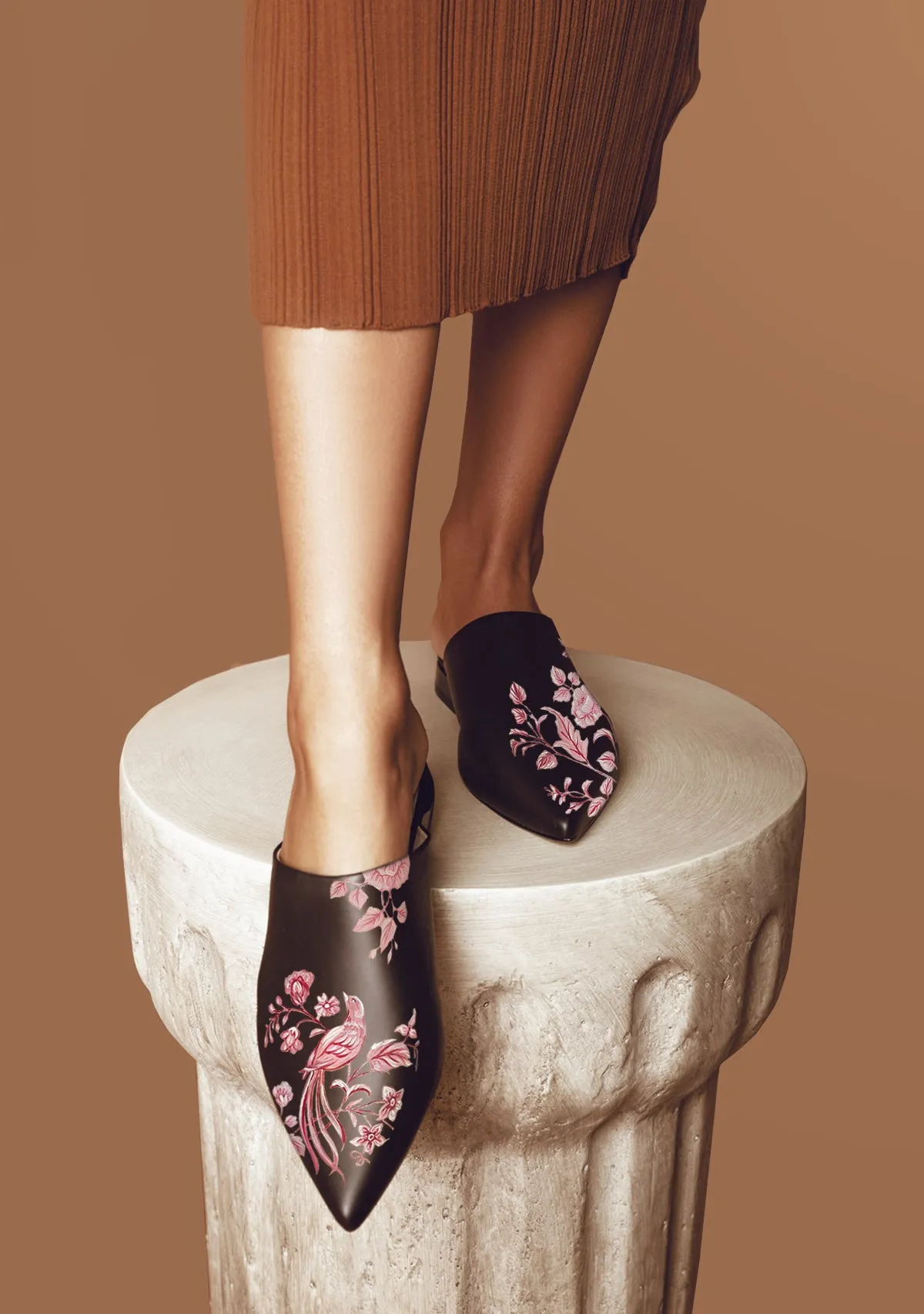 Dual-Layer Eden Garden Black Pointe