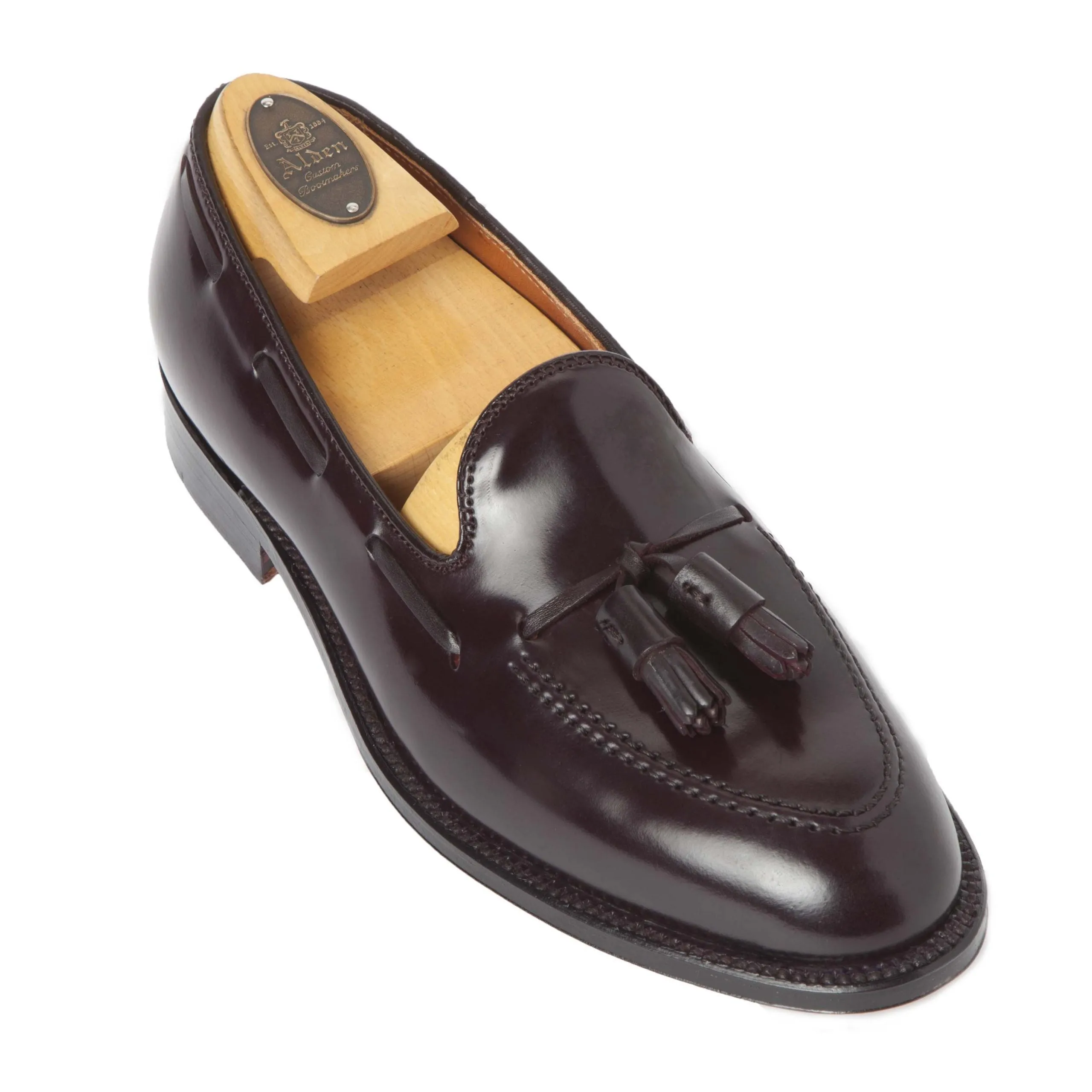Easy Care 563 - Tassel Loafer in Color 8 Shell Cordovan