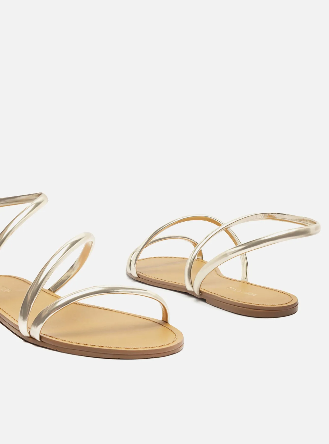 Effortless Fit Mikayla Flat Sandal