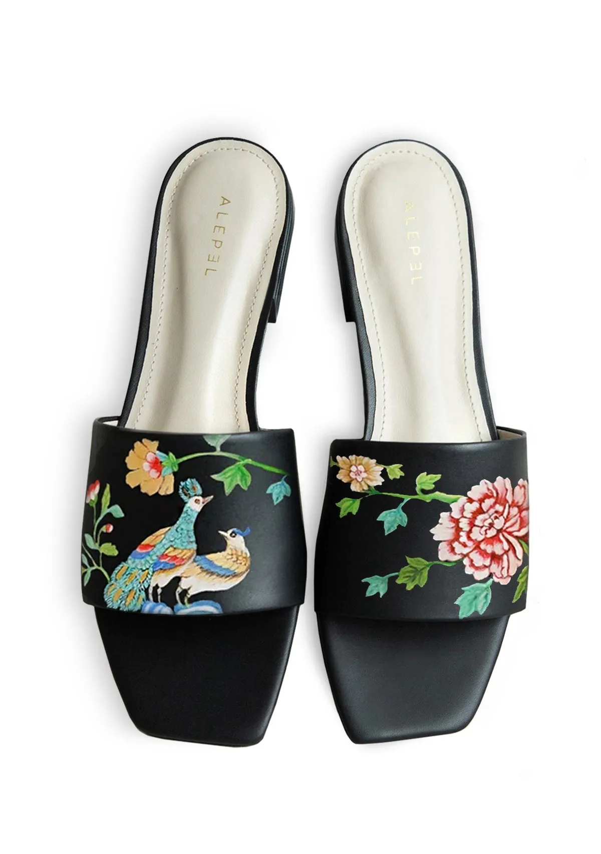 English Porcelain Black Square Balance Fit