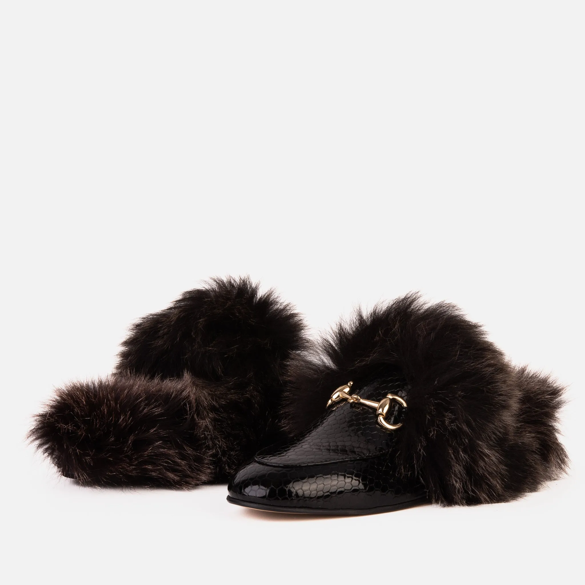 Everyday Essential The Izmir Black Patent Leather Natural Fur Women Slipper