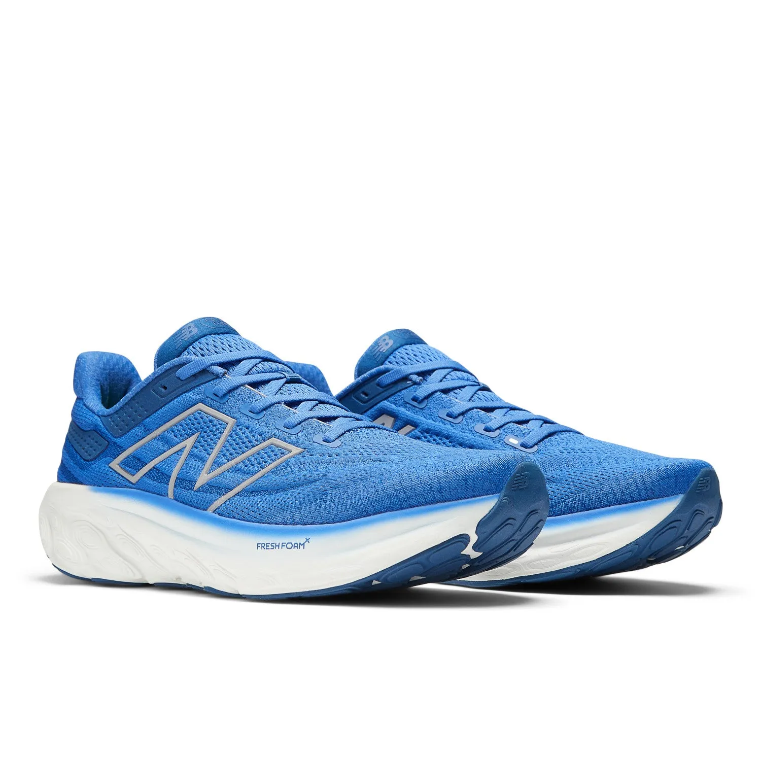 Fashion-Forward Look Men's 1080 v13