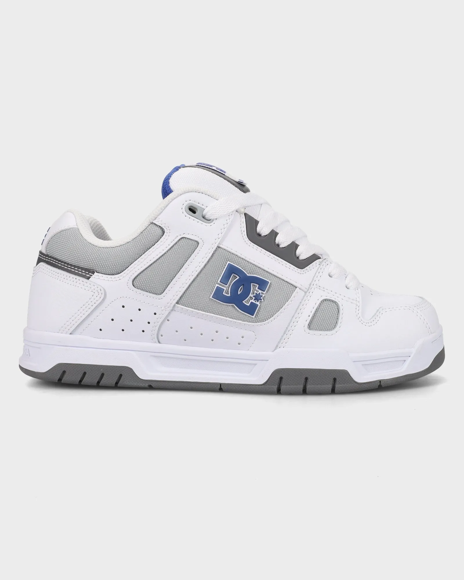 Fashion-Ready Mens Stag Sneakers