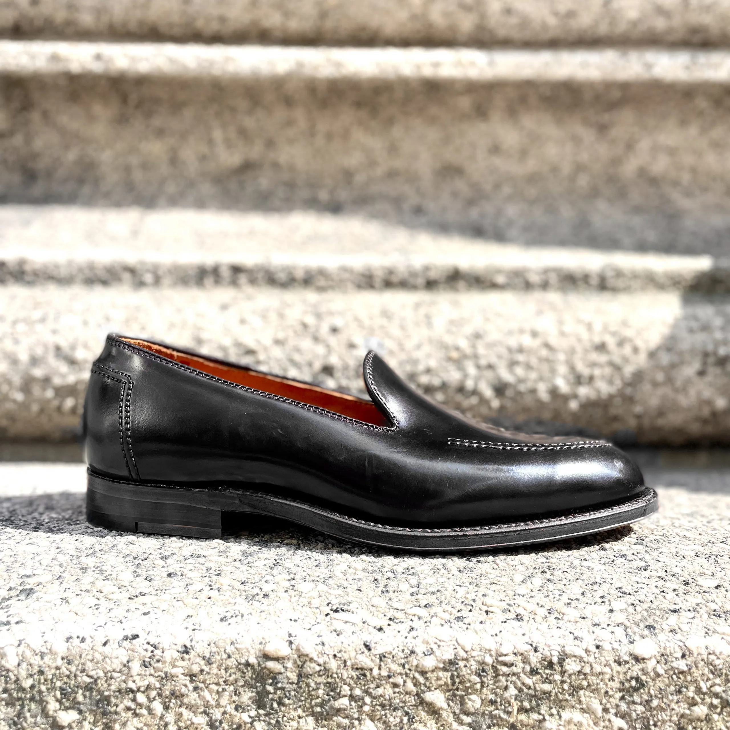 Casual chic D2117 - Vanderbilt Slip On in Black Shell Cordovan