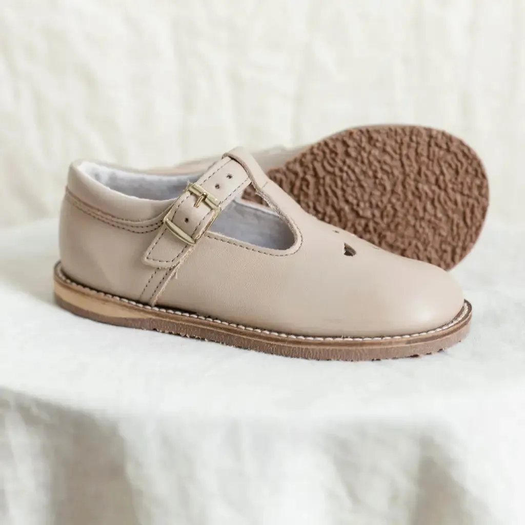 Primary - school - sized shoes Flora T-Strap - Truffle