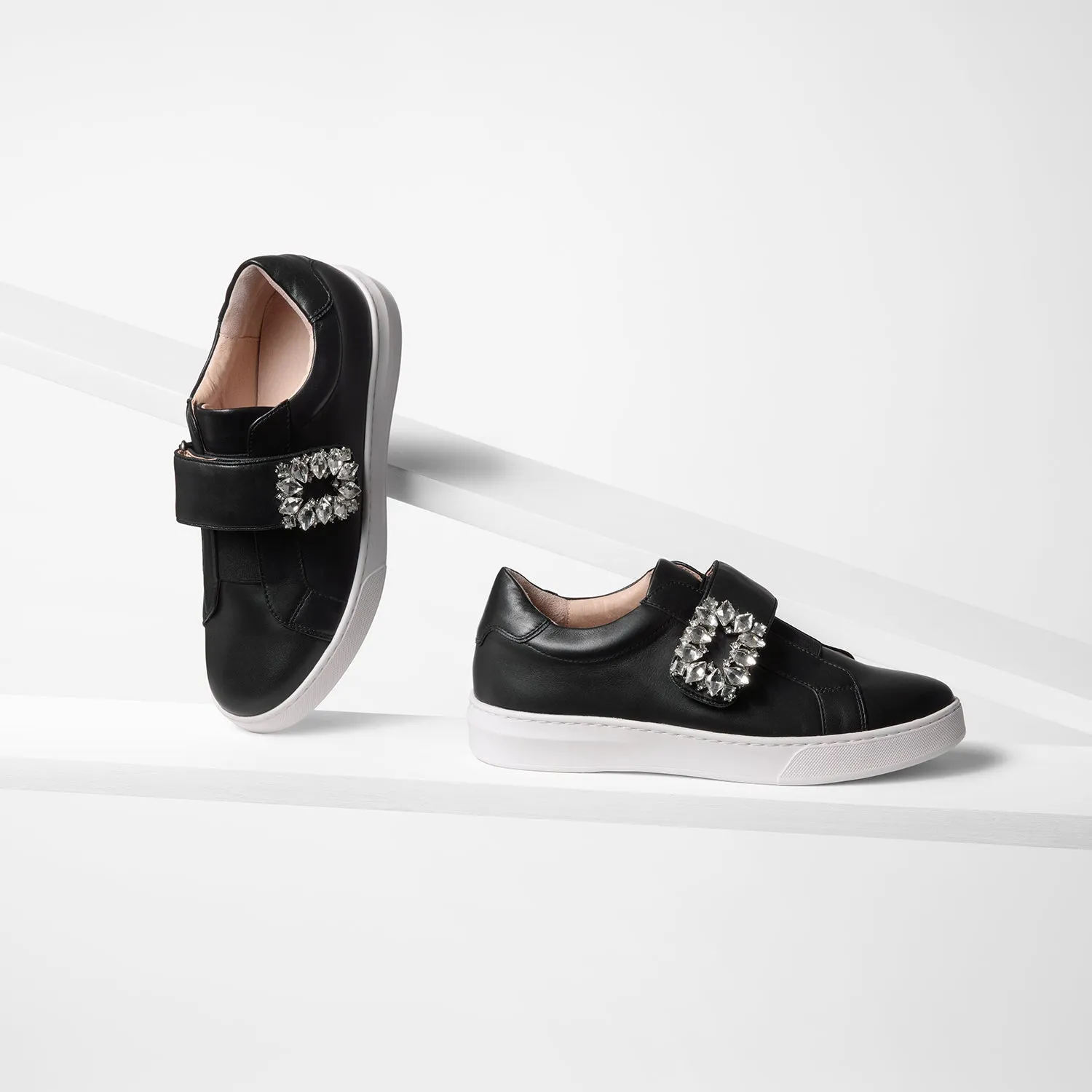 Gracie Sneaker Ltd Ed. | Black Leather Metal Heel Pumps