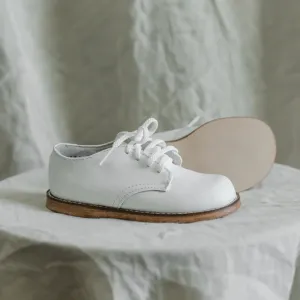 Low - heeled kids' shoes Harvey Oxford - White