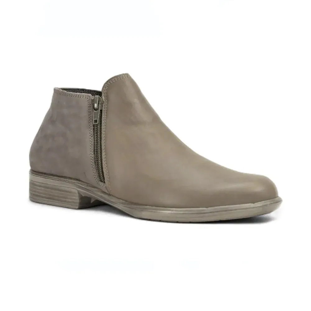 Naot Helm Bootie (26030) - Ink Leather/Midnight Blue Suede Womens Shoes Foggy Grey Leather/Smoke Grey Nubuck