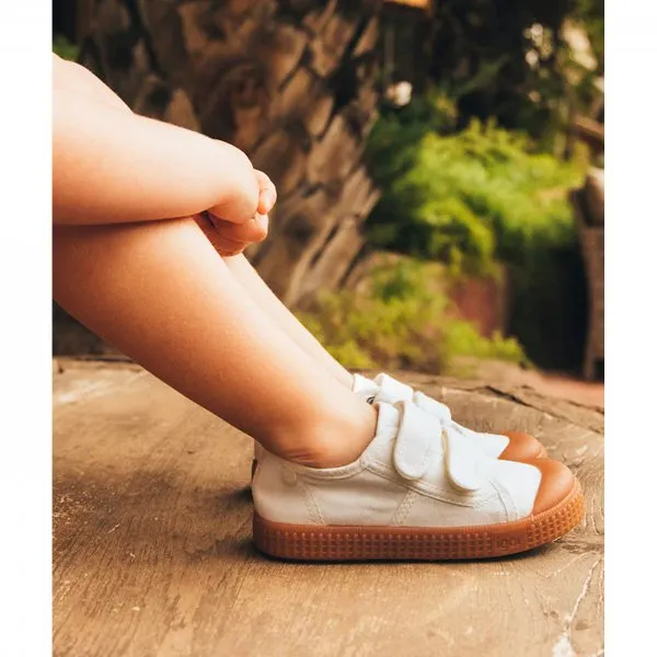 Igor Berri V Shoes -Caramelo Marfil Bow Details