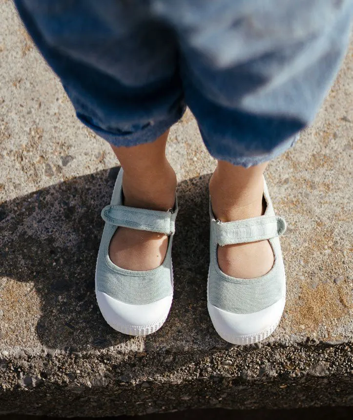 Igor Girl's Irene Mary Jane Shoes - Menta Sophisticated Kids