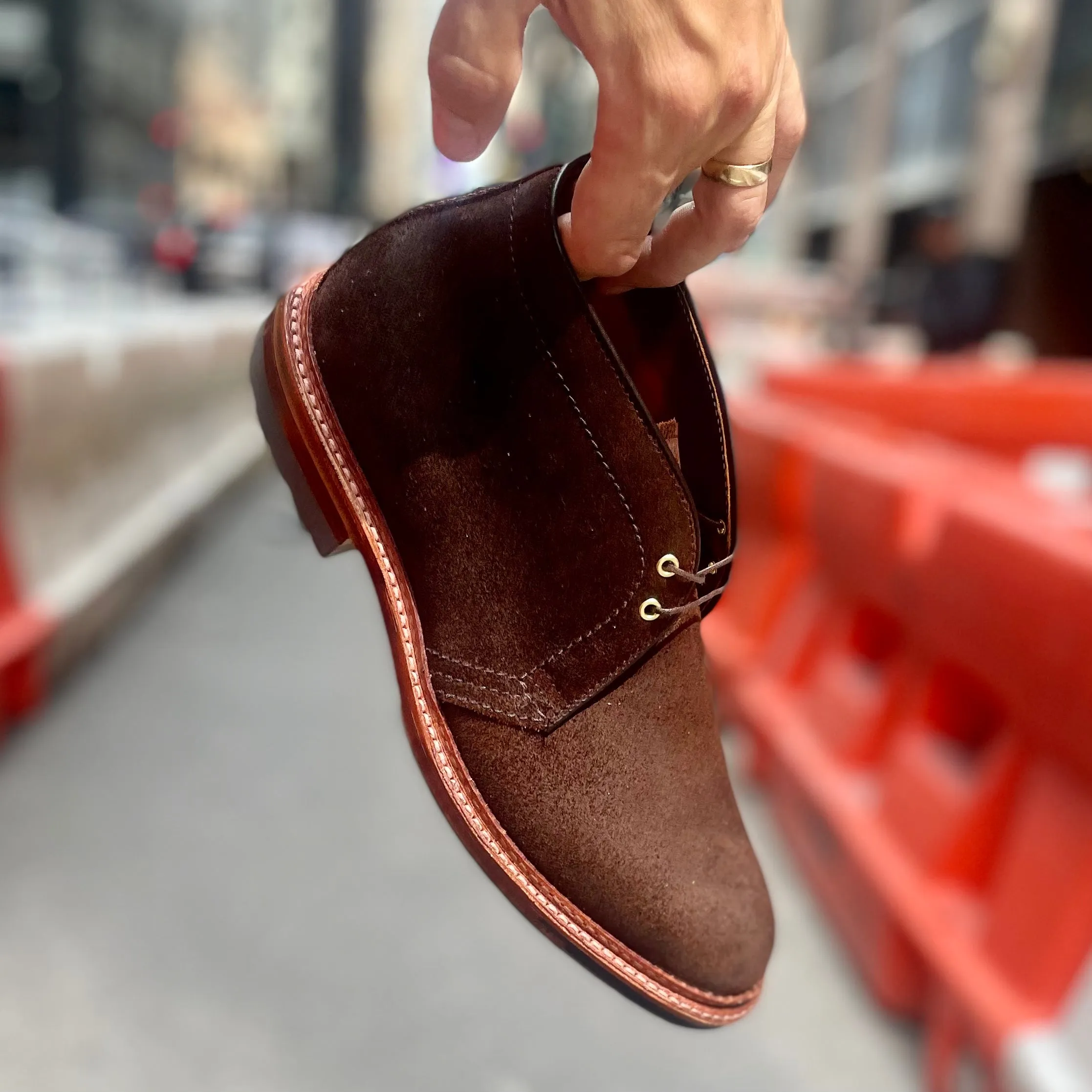 insulated D1717C - Catskills Chukka Boot in Tobacco Reverse Chamois