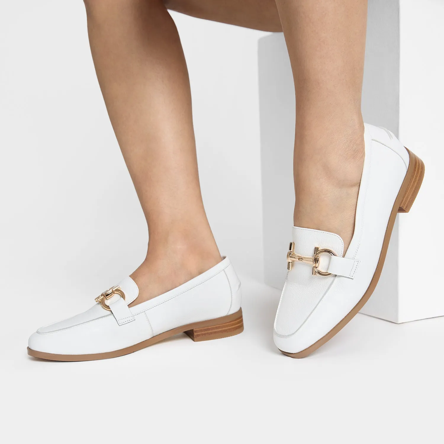 Lightweight Shoes Avery Loafer | White Pebble